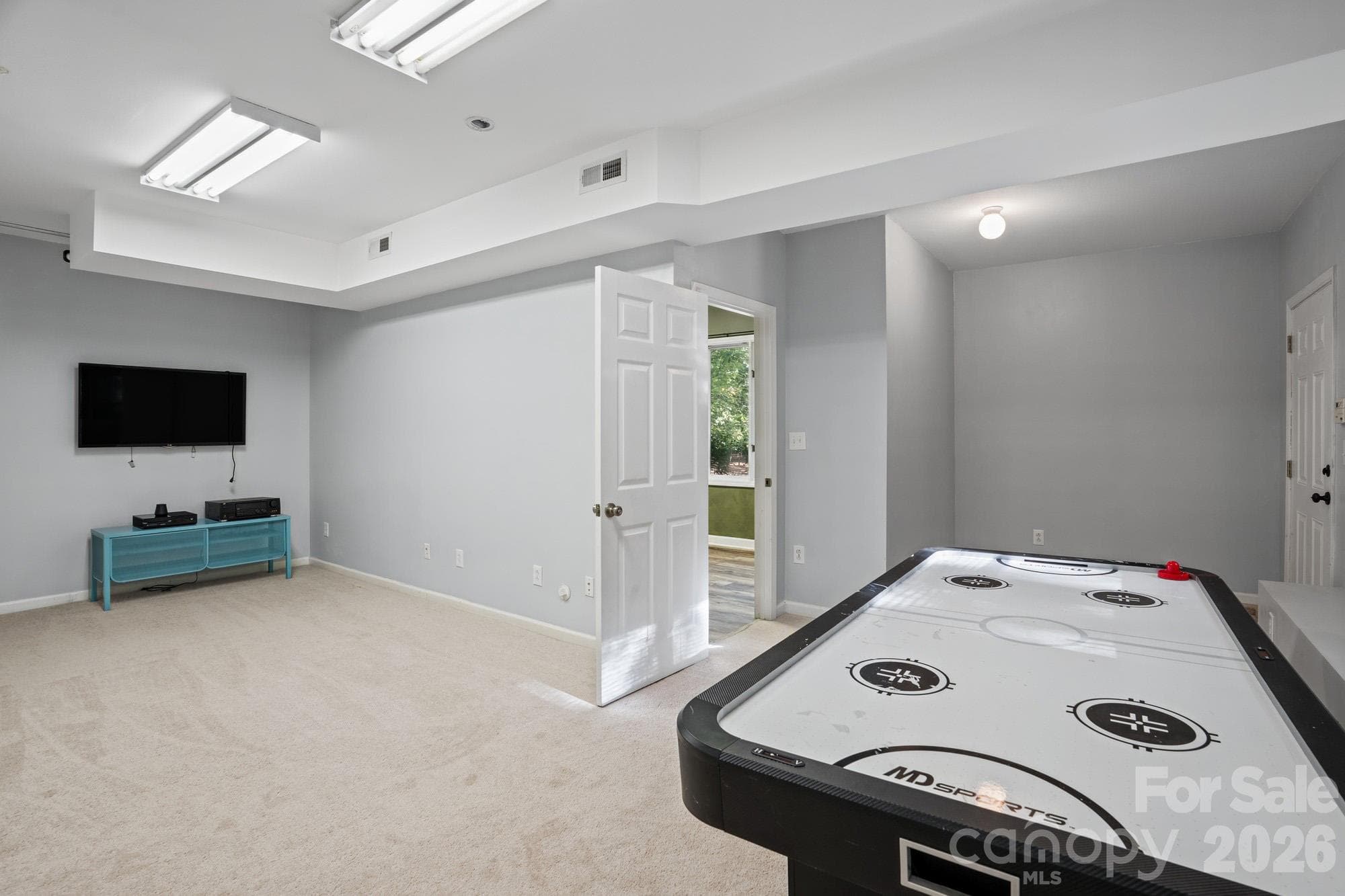 Single Family Residence at 16 Woodvine Lane, Clover, photo 34 of 43