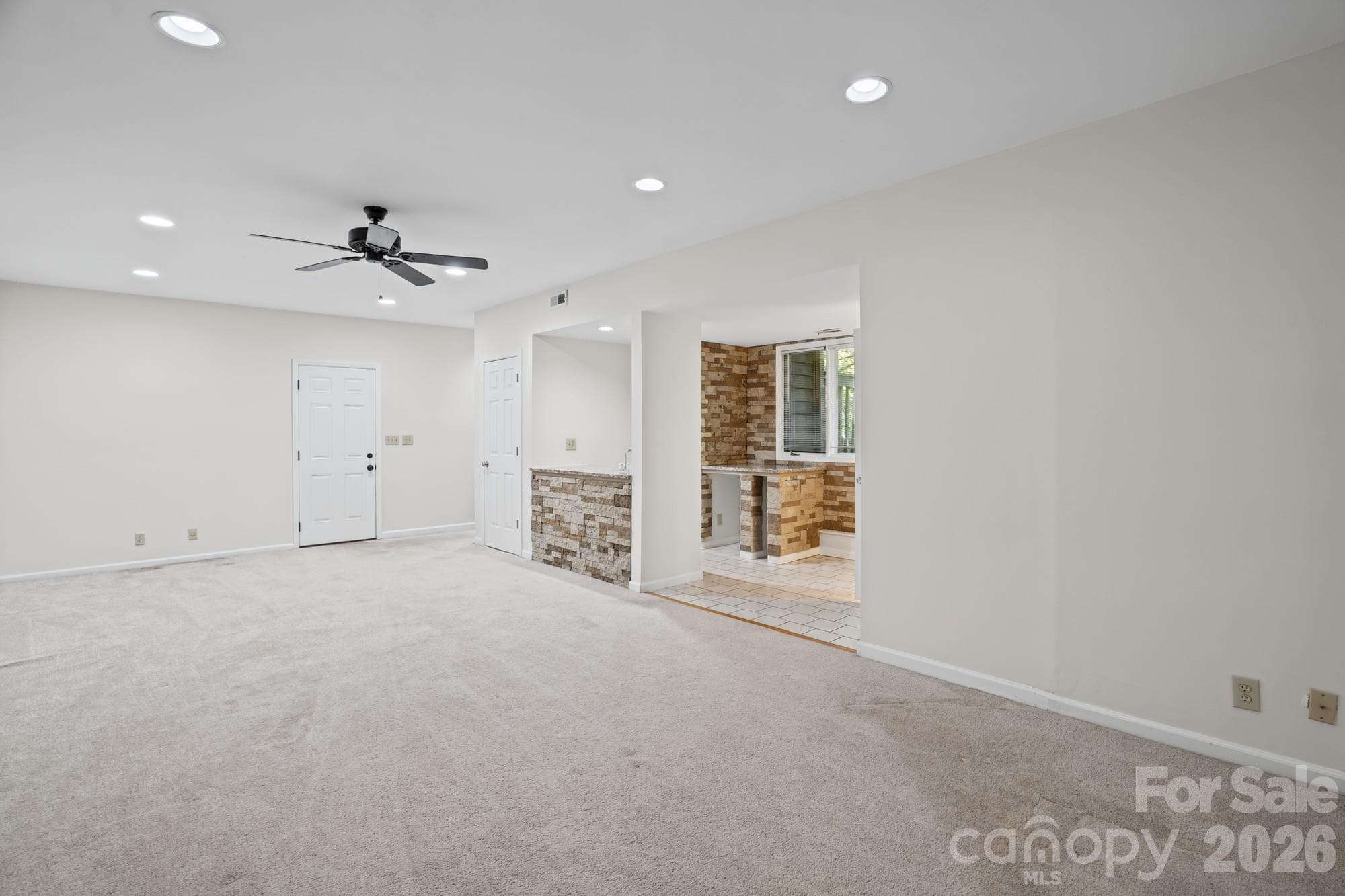 Single Family Residence at 16 Woodvine Lane, Clover, photo 37 of 43