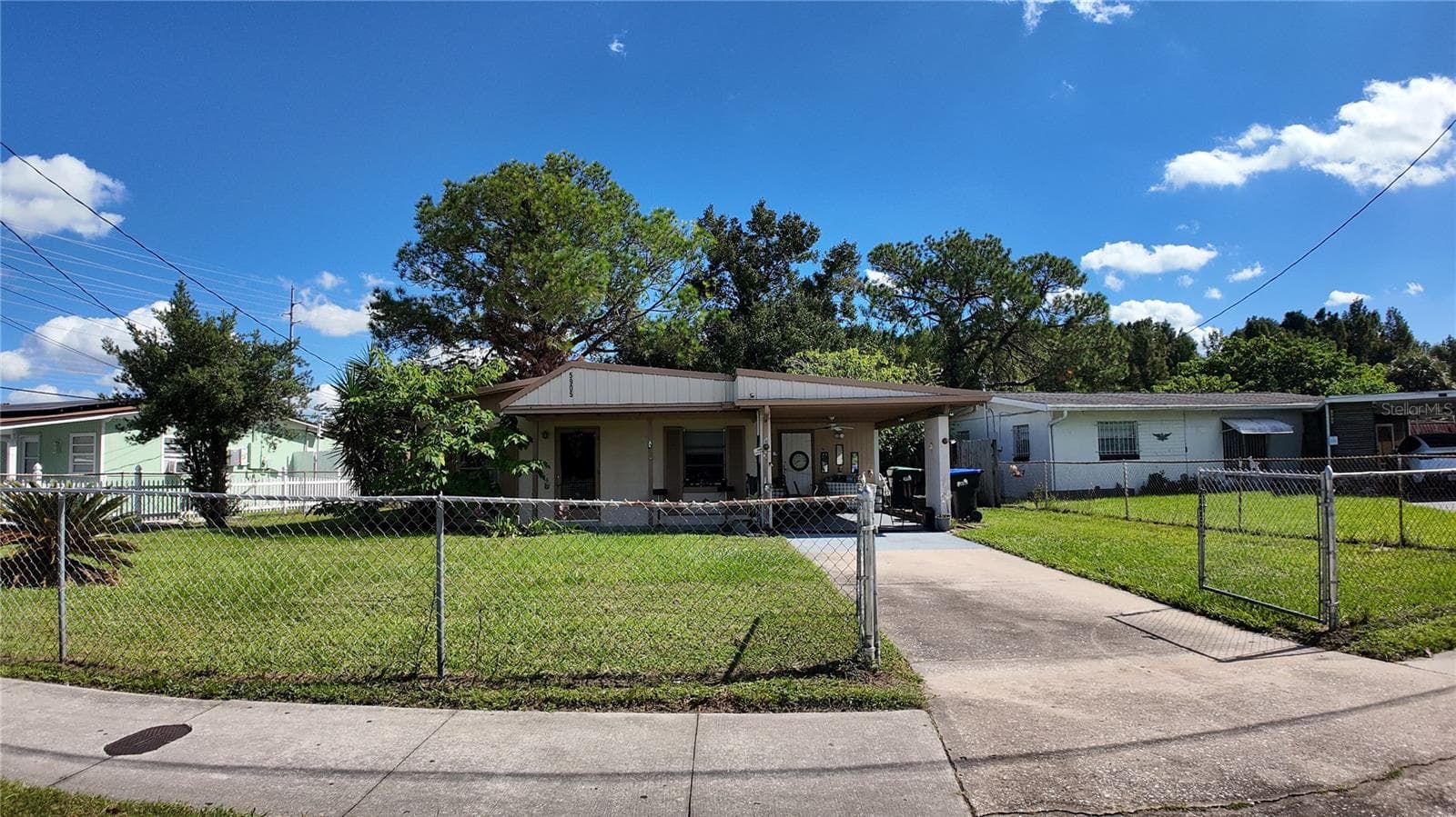 Single Family Residence at 5905 BROOKGREEN AVE, ORLANDO, photo 2 of 40