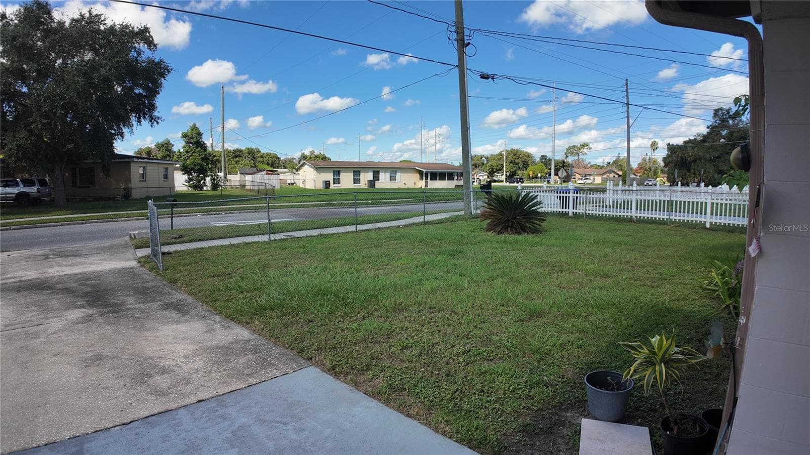 Single Family Residence at 5905 BROOKGREEN AVE, ORLANDO, photo 5 of 40