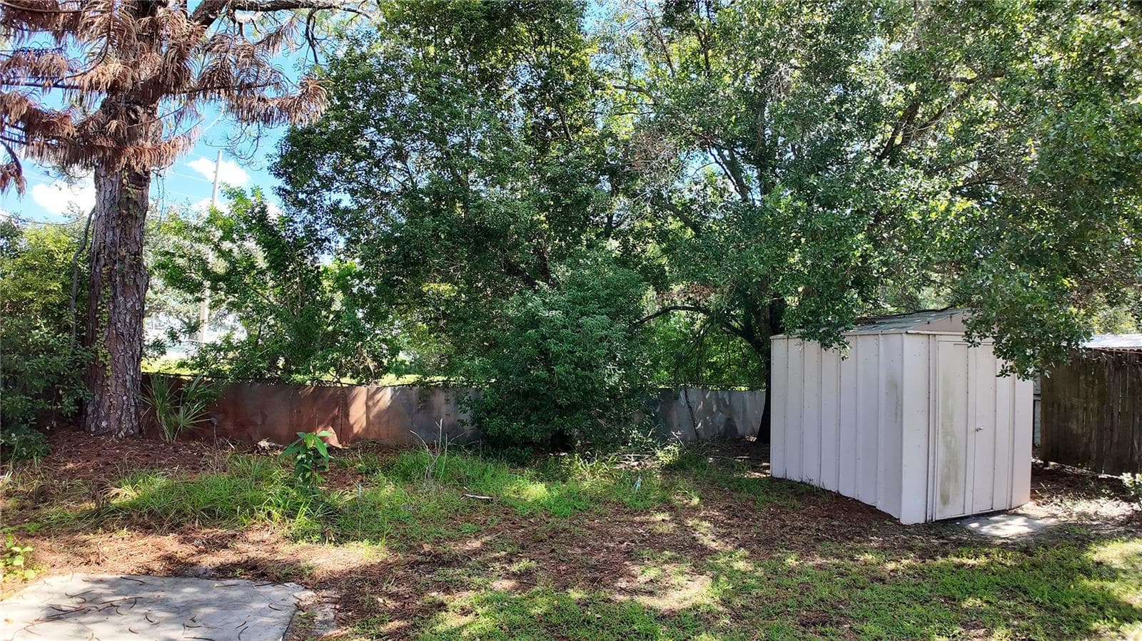 Single Family Residence at 5905 BROOKGREEN AVE, ORLANDO, photo 9 of 40