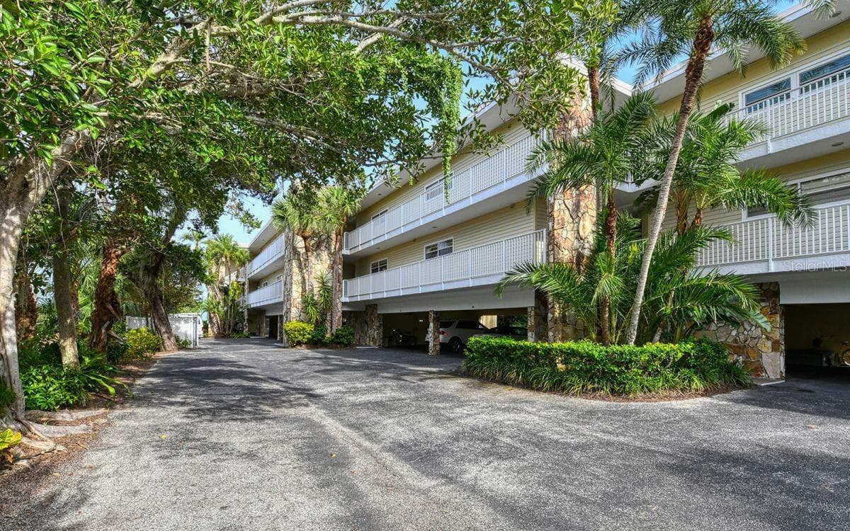 Condominium at 5320 GULF OF MEXICO DR #101, LONGBOAT KEY, photo 3 of 40