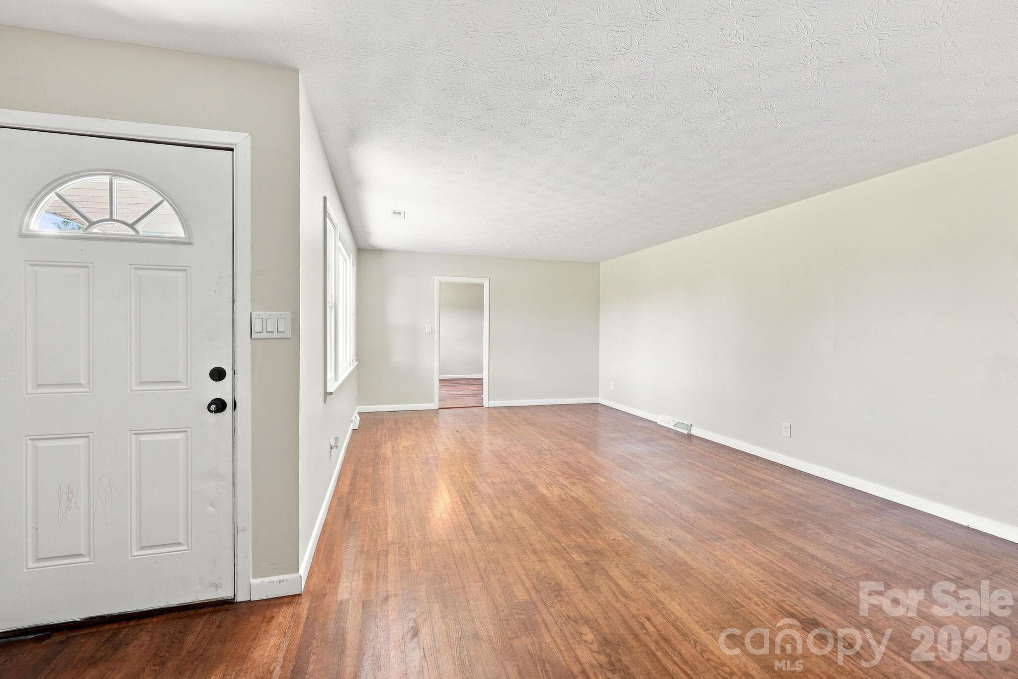 Single Family Residence at 1496 Jenkins Valley Road, Alexander, photo 7 of 43