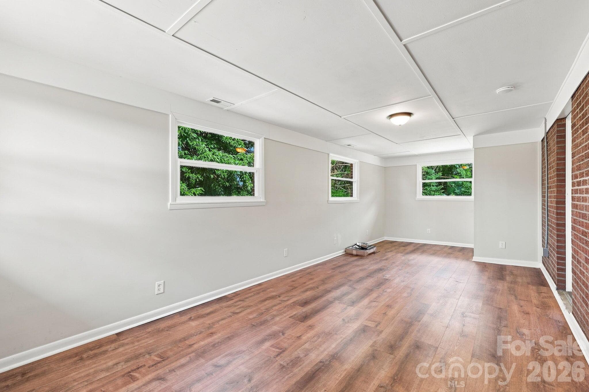 Single Family Residence at 1496 Jenkins Valley Road, Alexander, photo 15 of 43