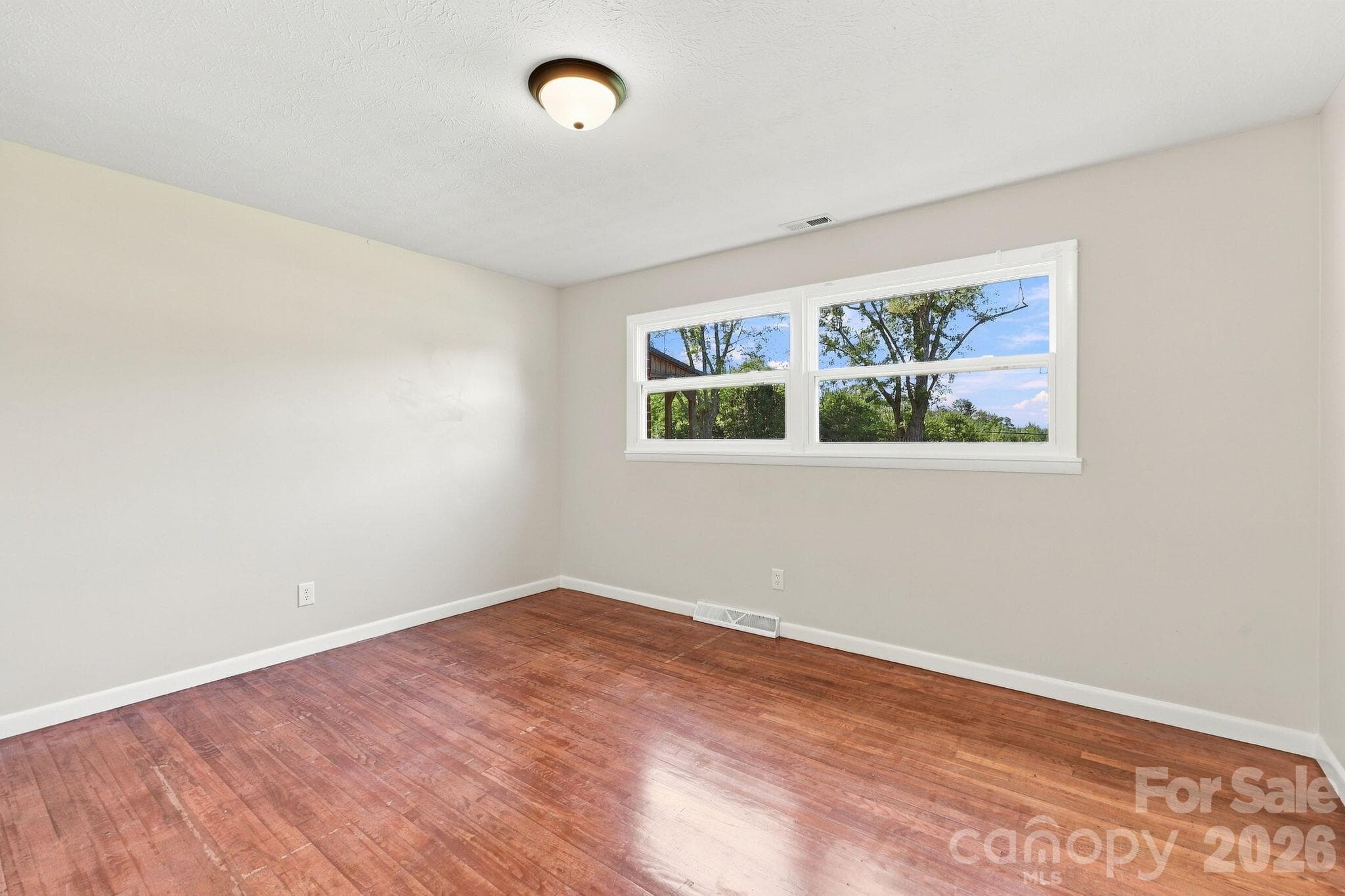Single Family Residence at 1496 Jenkins Valley Road, Alexander, photo 21 of 43