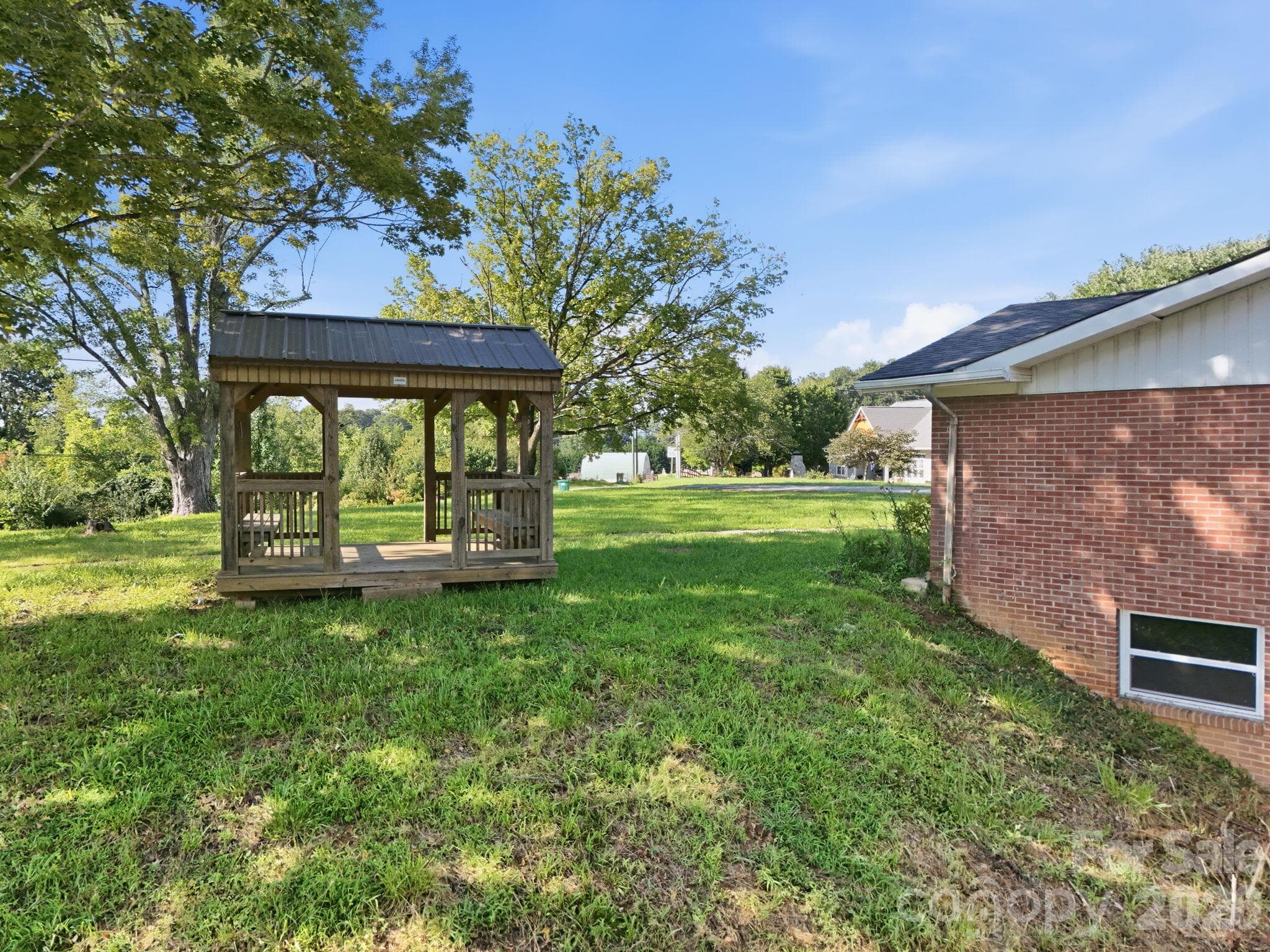 Single Family Residence at 1496 Jenkins Valley Road, Alexander, photo 29 of 43