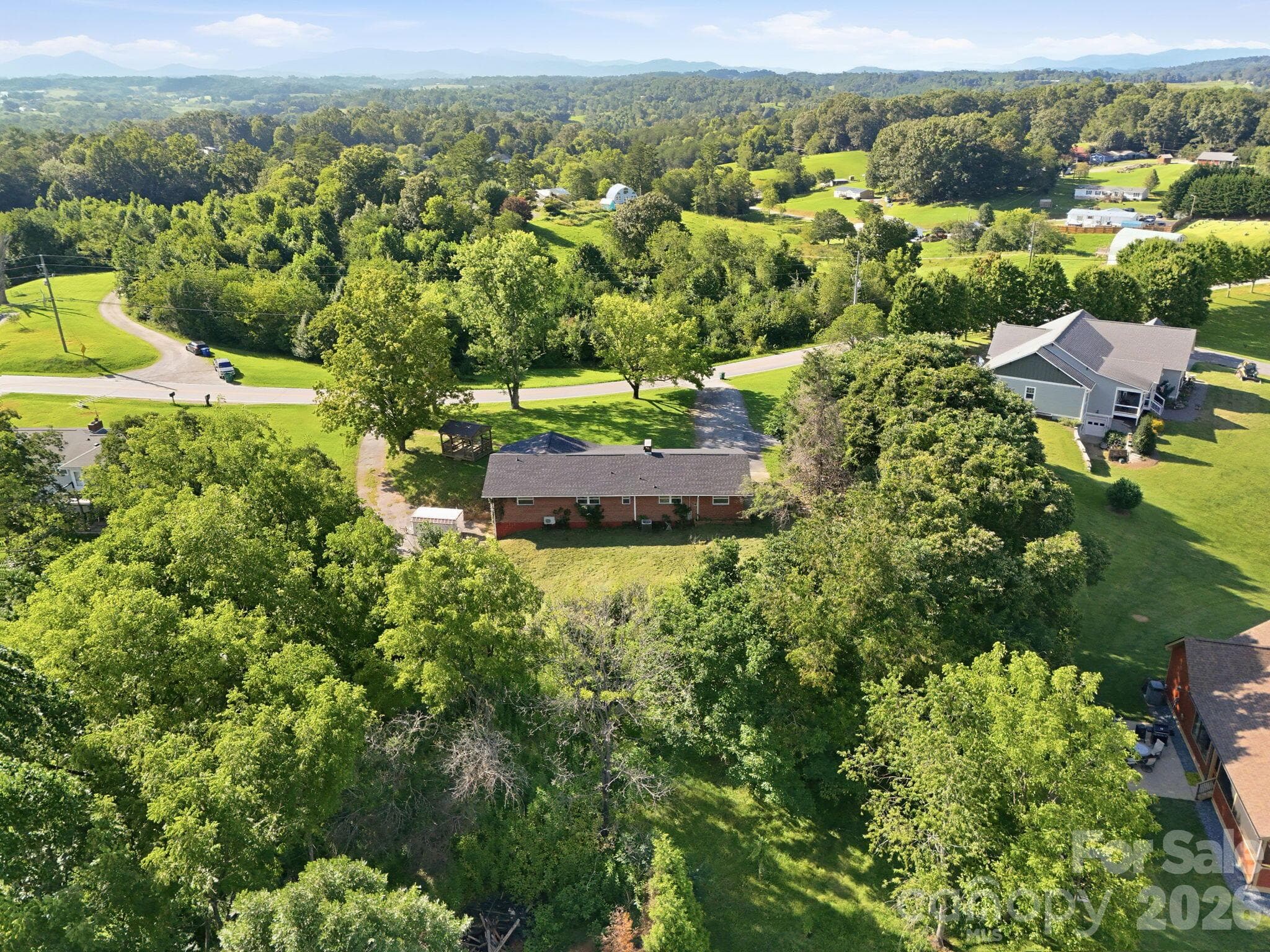 Single Family Residence at 1496 Jenkins Valley Road, Alexander, photo 38 of 43