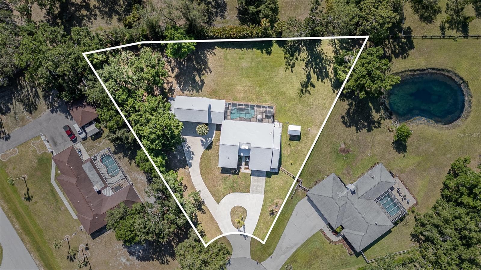 Single Family Residence at 1305 GREENFIELD CIR, VENICE, photo 4 of 41