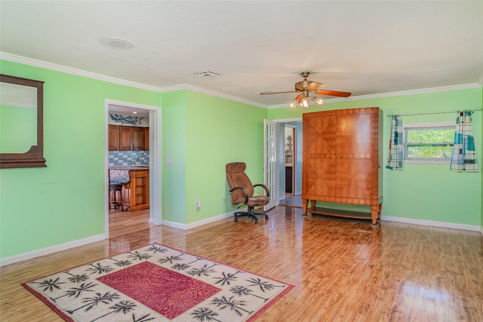 Living room - 1305 GREENFIELD CIR, VENICE