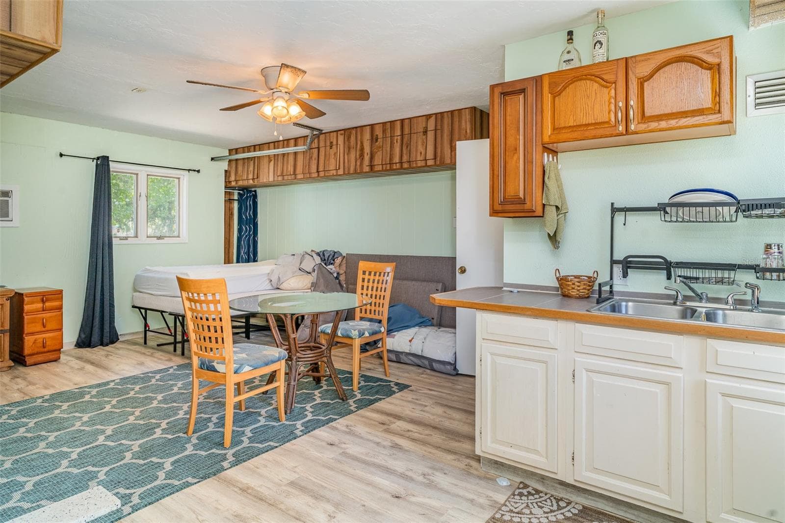 Studio Apt - 1305 GREENFIELD CIR, VENICE