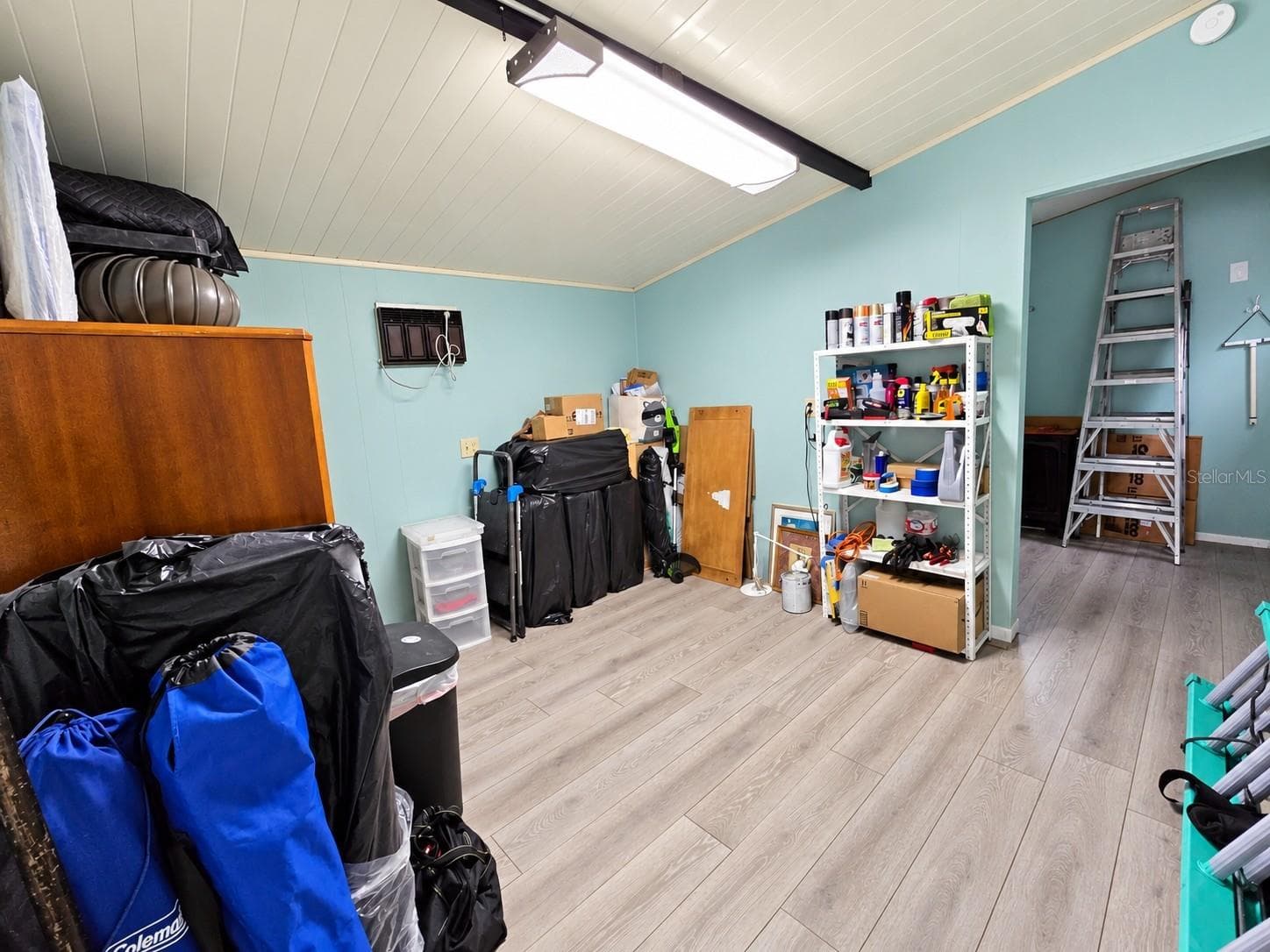 Manufactured Home at 6685 NE BRIARHILL DR NE, WINTER HAVEN, photo 16 of 60