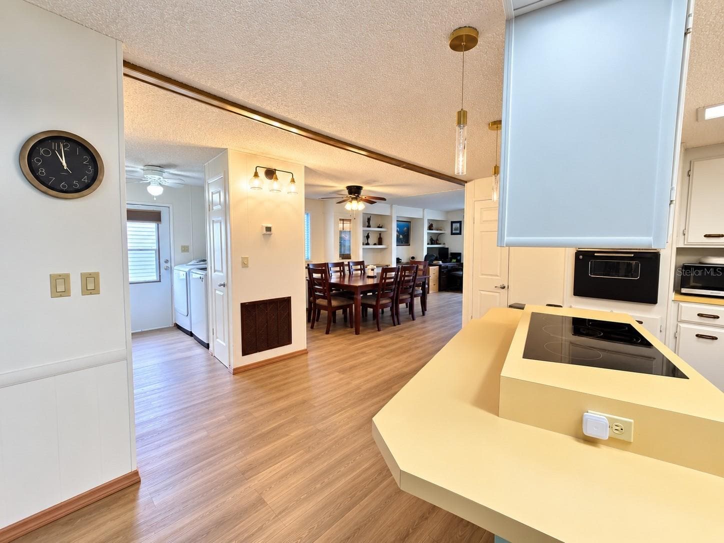 Manufactured Home at 6685 NE BRIARHILL DR NE, WINTER HAVEN, photo 29 of 60