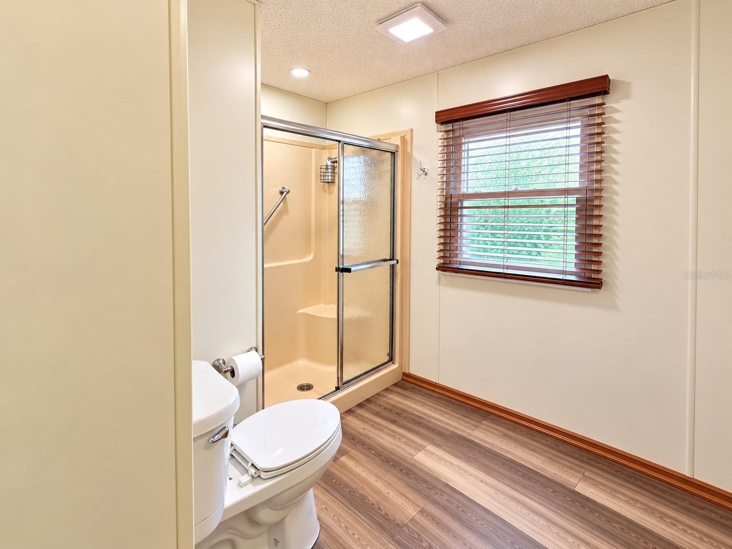 Manufactured Home at 6685 NE BRIARHILL DR NE, WINTER HAVEN, photo 51 of 60