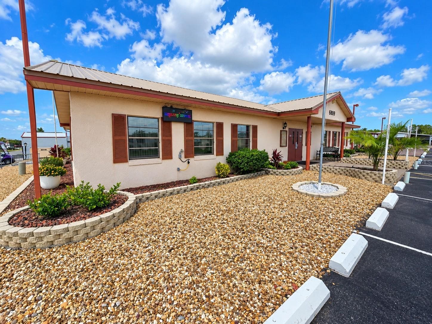 Manufactured Home at 6685 NE BRIARHILL DR NE, WINTER HAVEN, photo 60 of 60