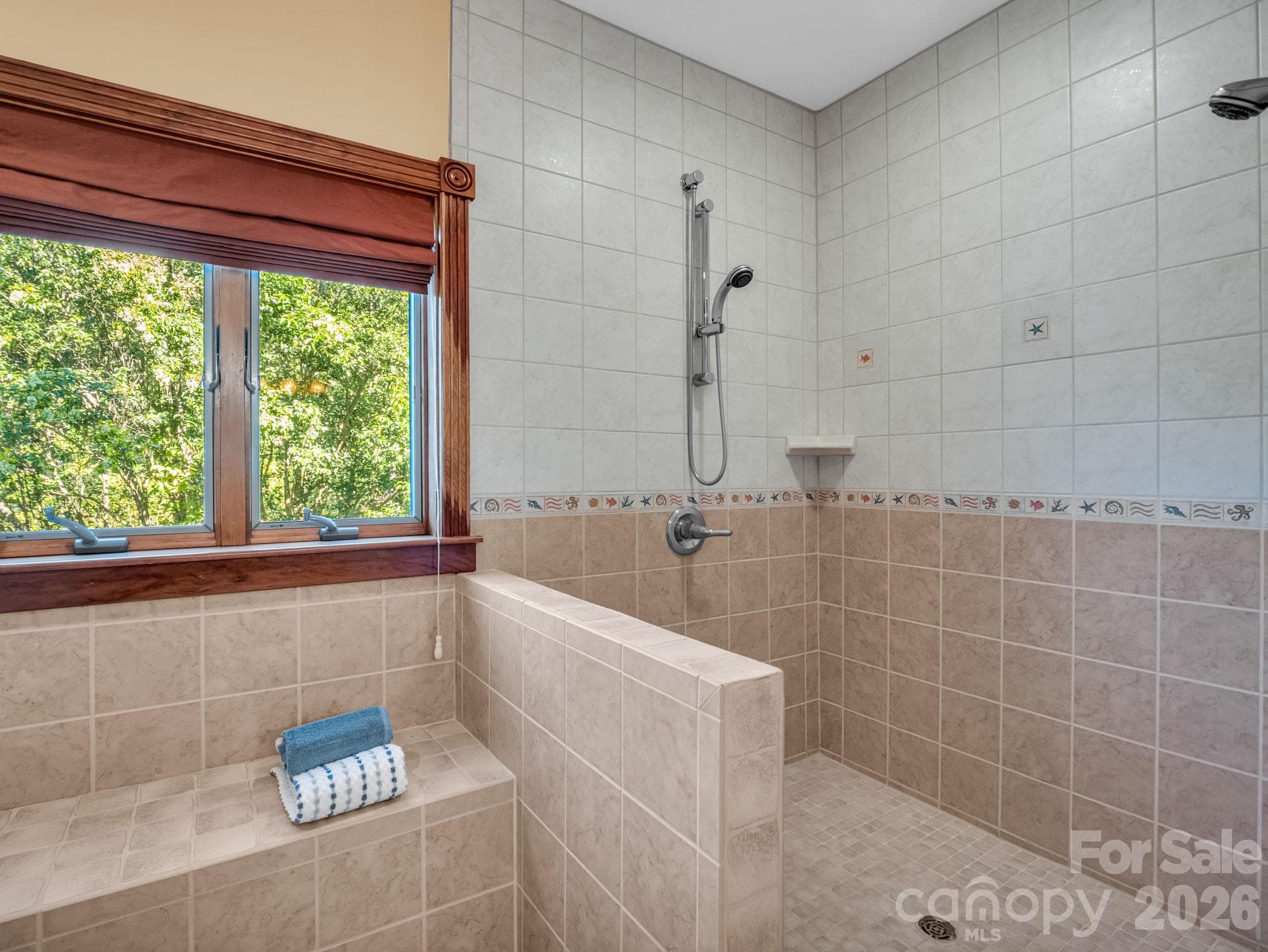 Main Bath Room Shower - 144 Neighborly Drive, Lake Lure