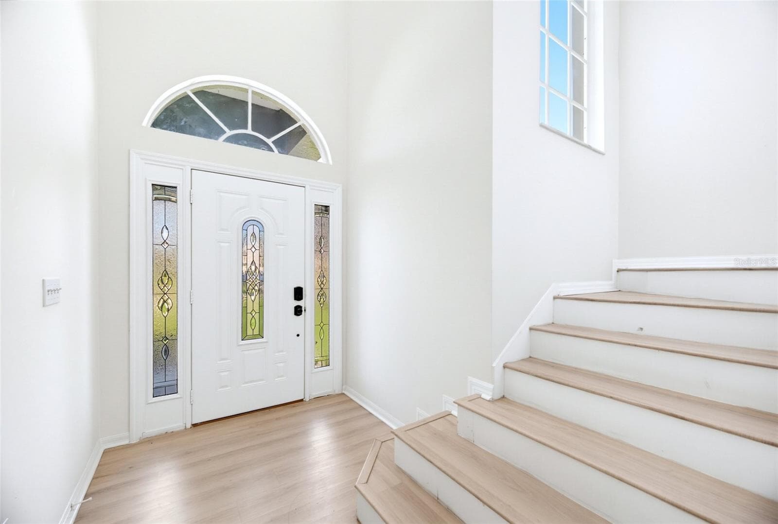 Single Family Residence at 2512 BROOKSTONE DR, KISSIMMEE, photo 10 of 93