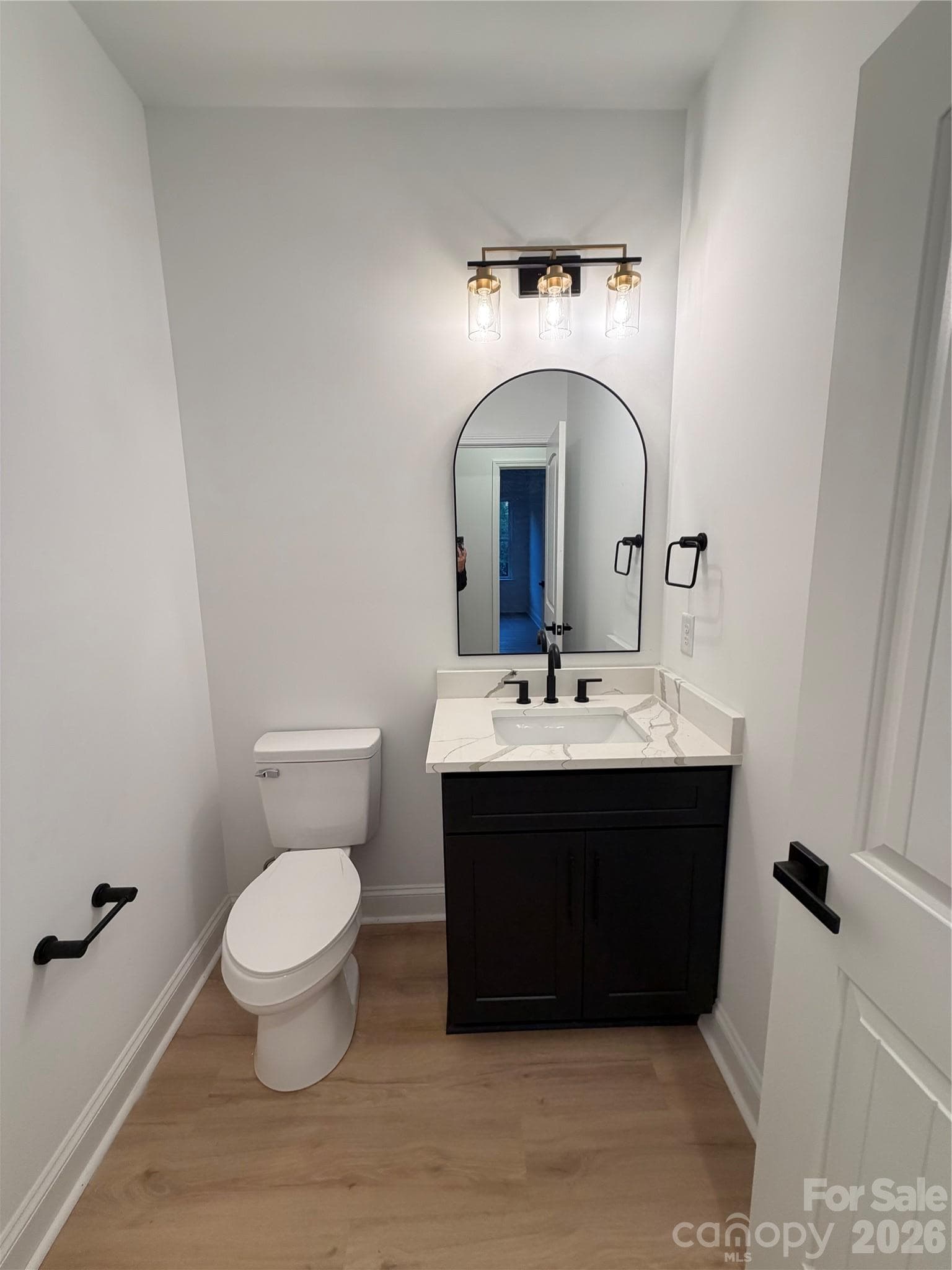 Single Family Residence at 1319 Scout Road, Salisbury, photo 5 of 19
