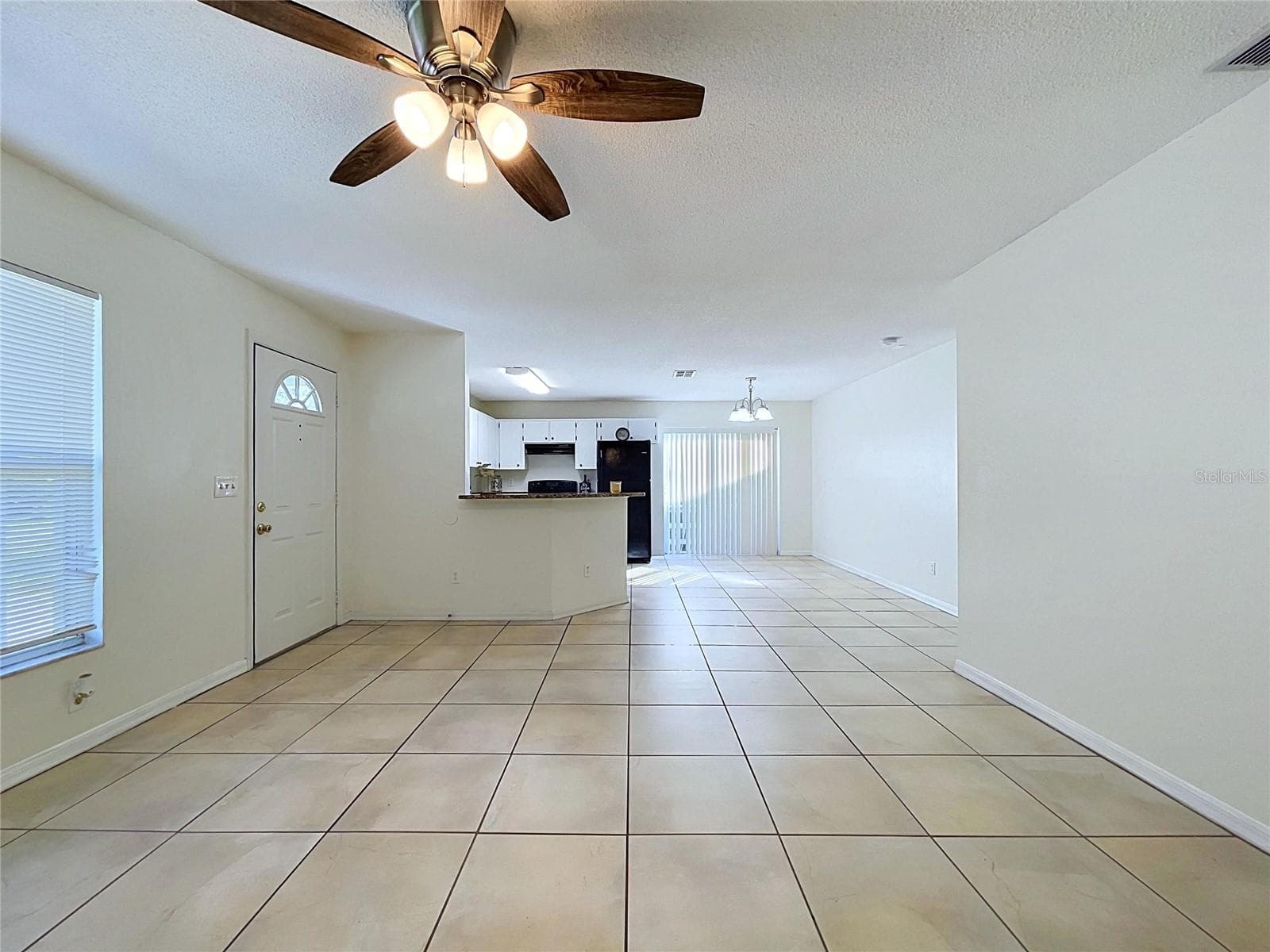 Single Family Residence at 1417 E HANNA AVE, TAMPA, photo 3 of 55