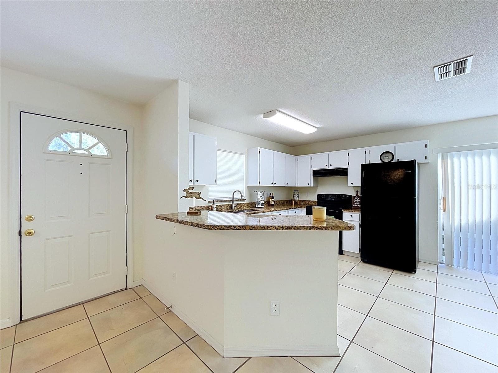 Single Family Residence at 1417 E HANNA AVE, TAMPA, photo 11 of 55