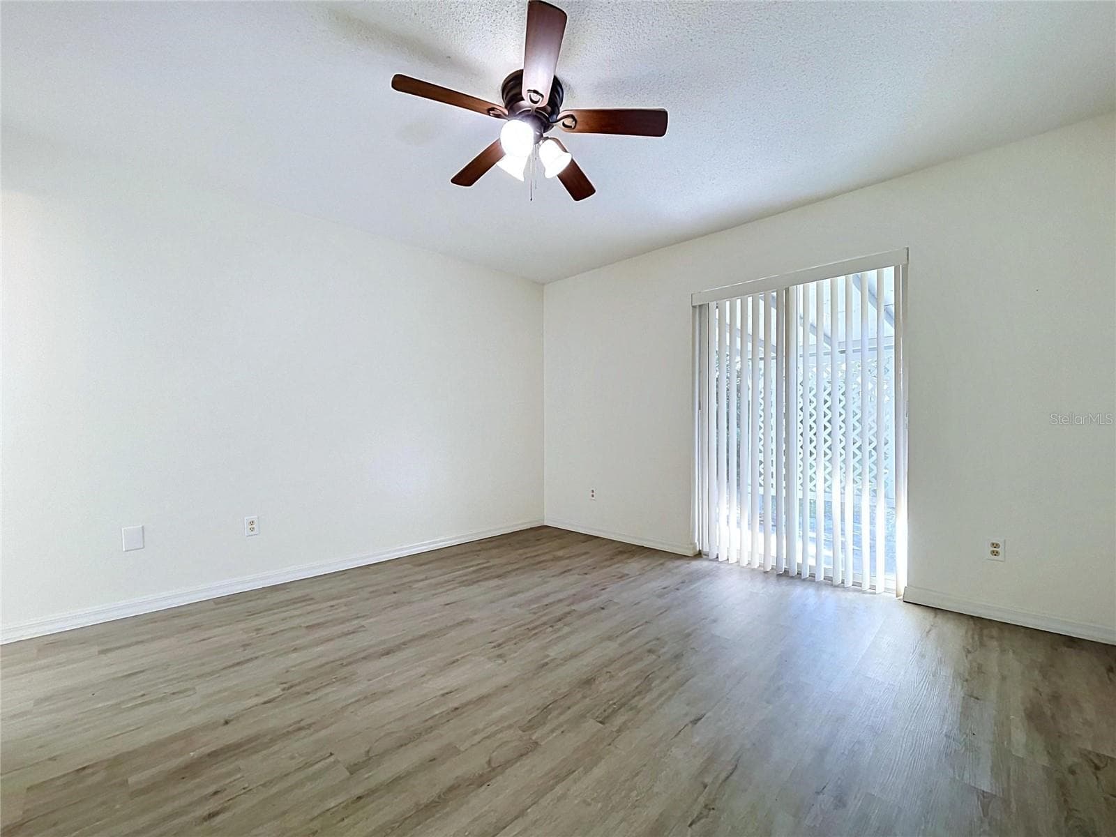 Single Family Residence at 1417 E HANNA AVE, TAMPA, photo 36 of 55