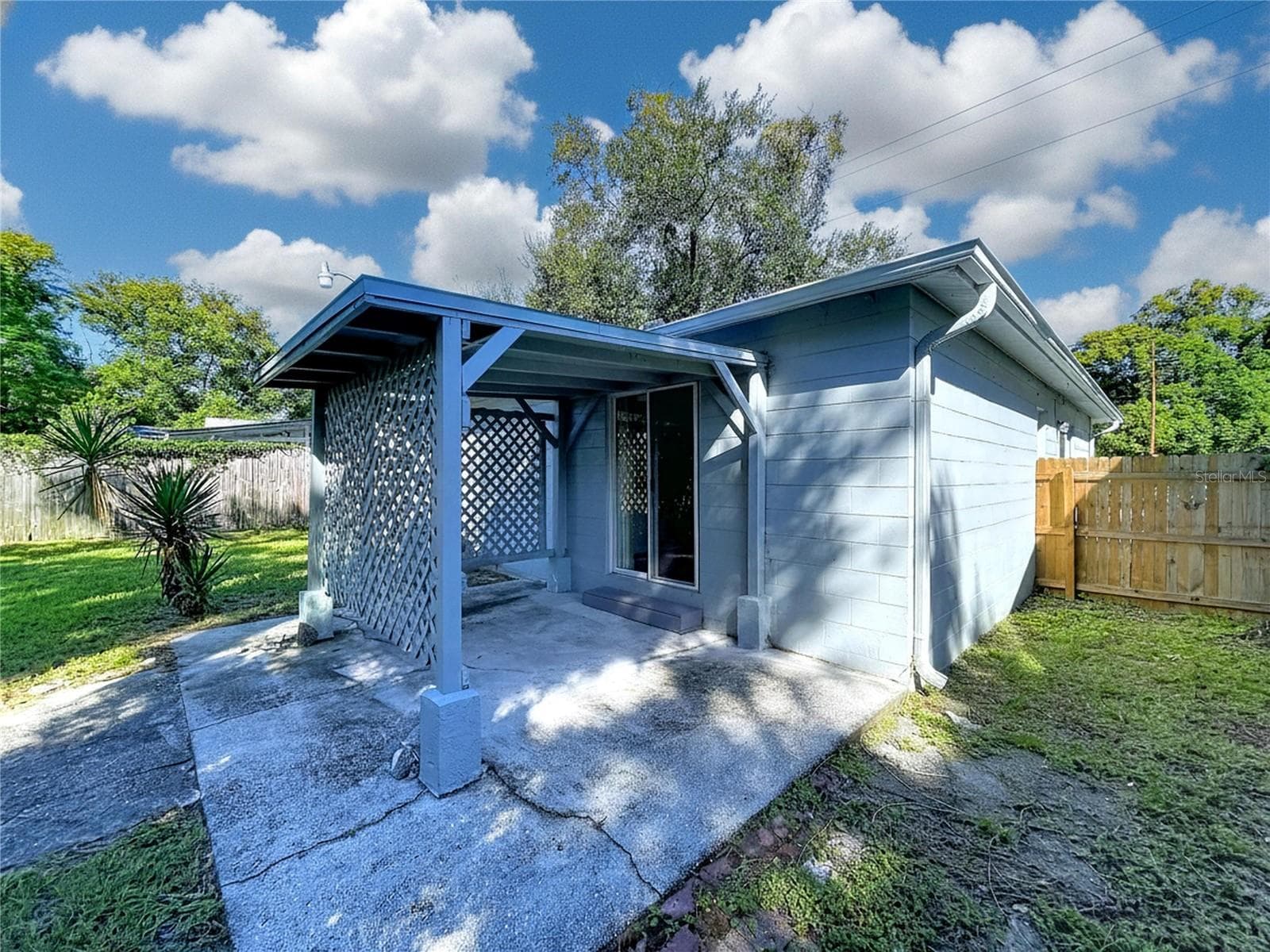 Single Family Residence at 1417 E HANNA AVE, TAMPA, photo 47 of 55