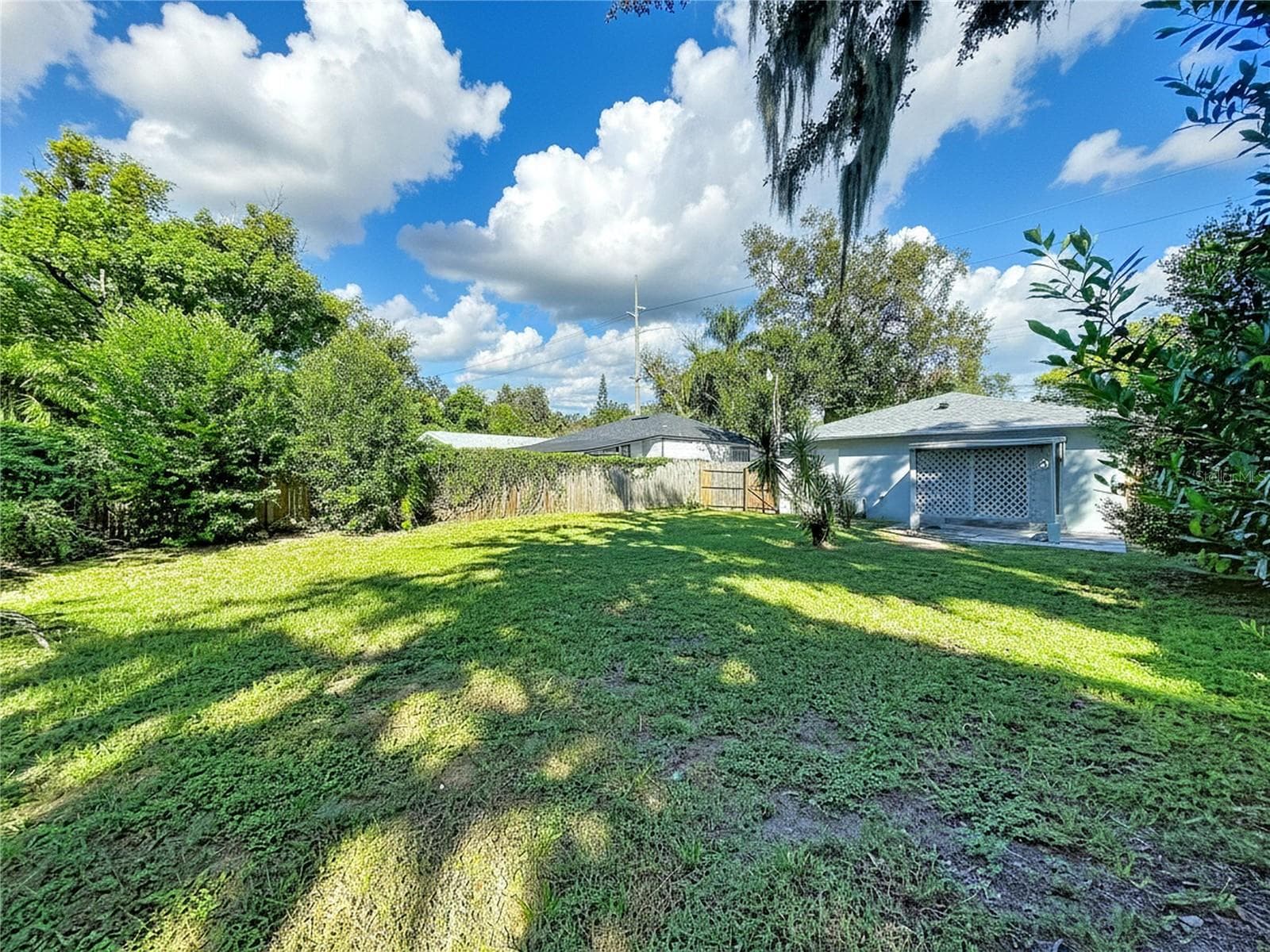 Single Family Residence at 1417 E HANNA AVE, TAMPA, photo 48 of 55