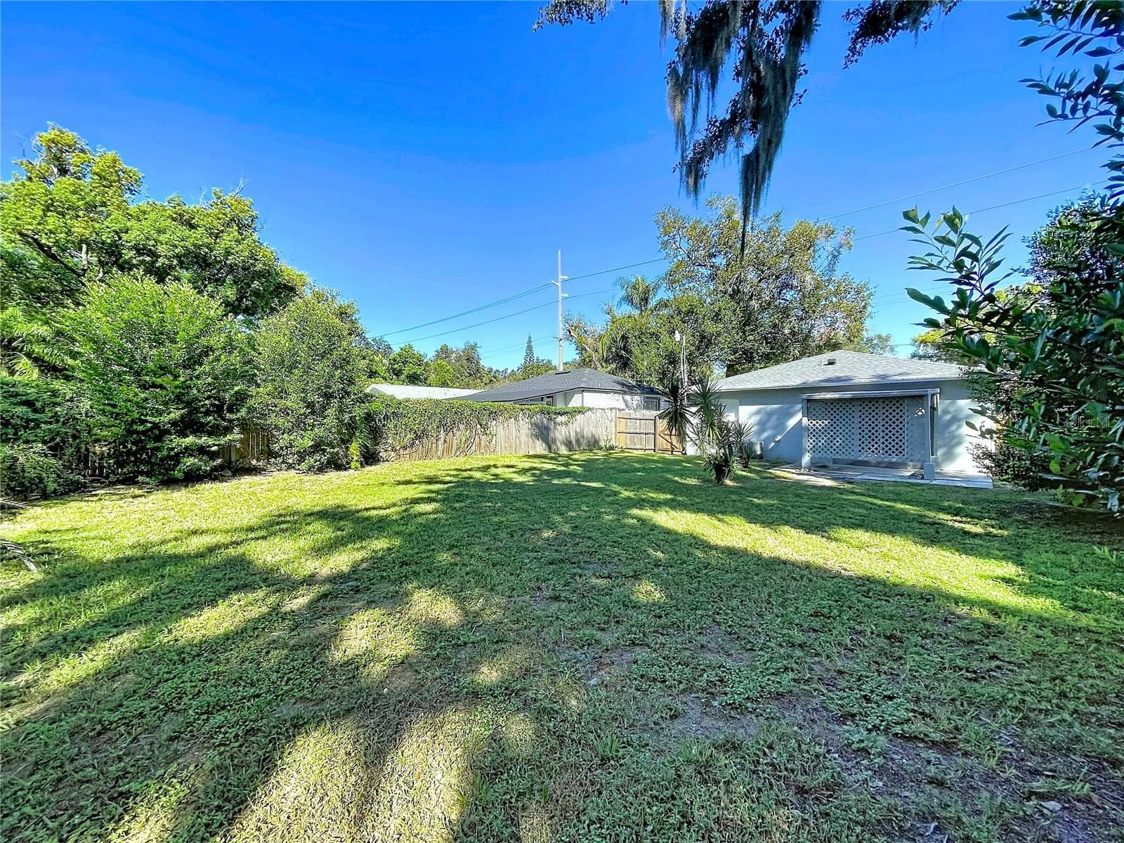 Single Family Residence at 1417 E HANNA AVE, TAMPA, photo 49 of 55