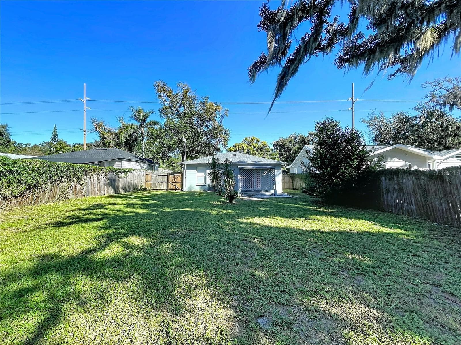 Single Family Residence at 1417 E HANNA AVE, TAMPA, photo 50 of 55