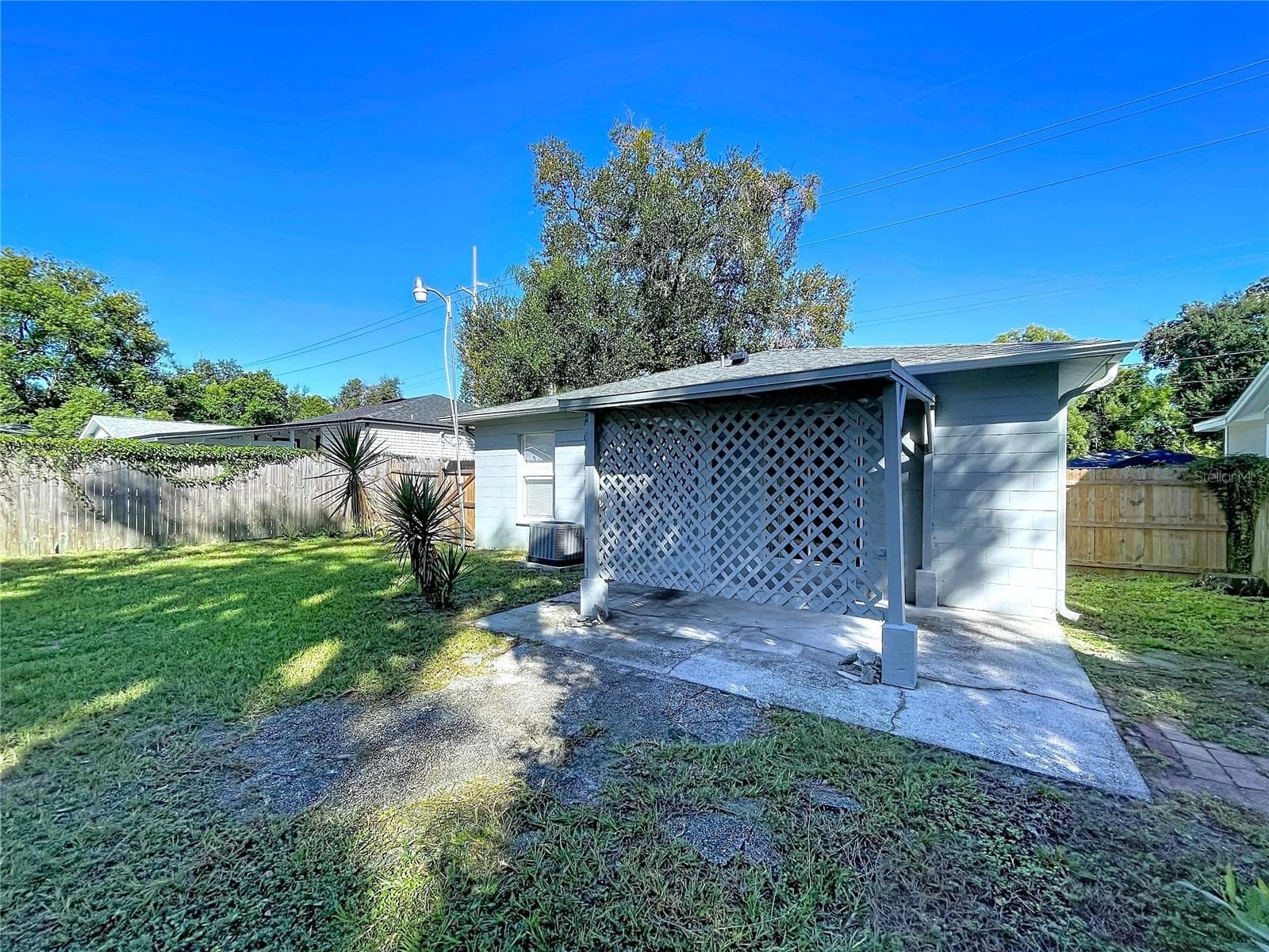 Single Family Residence at 1417 E HANNA AVE, TAMPA, photo 53 of 55
