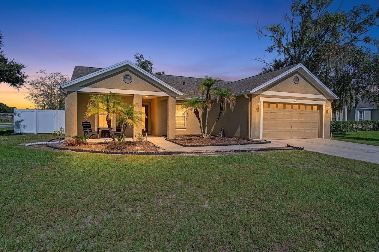 5809 BLACK WALNUT CT