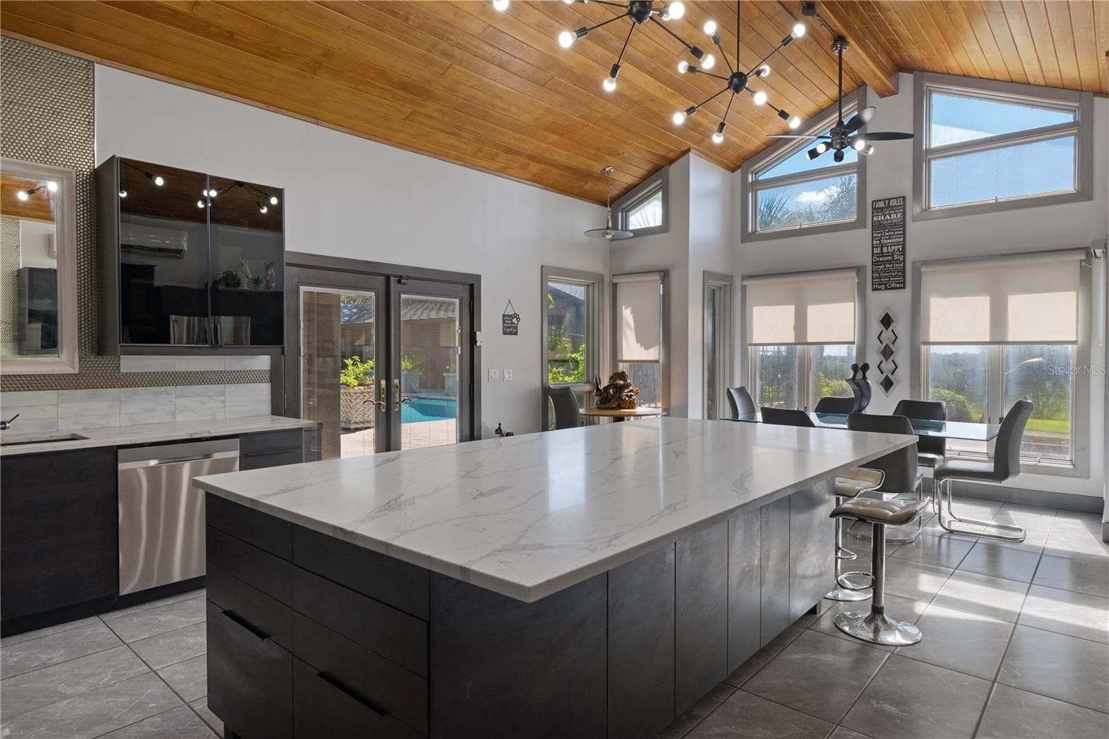 Kitchen - 9498 NW 60TH AVE, OCALA