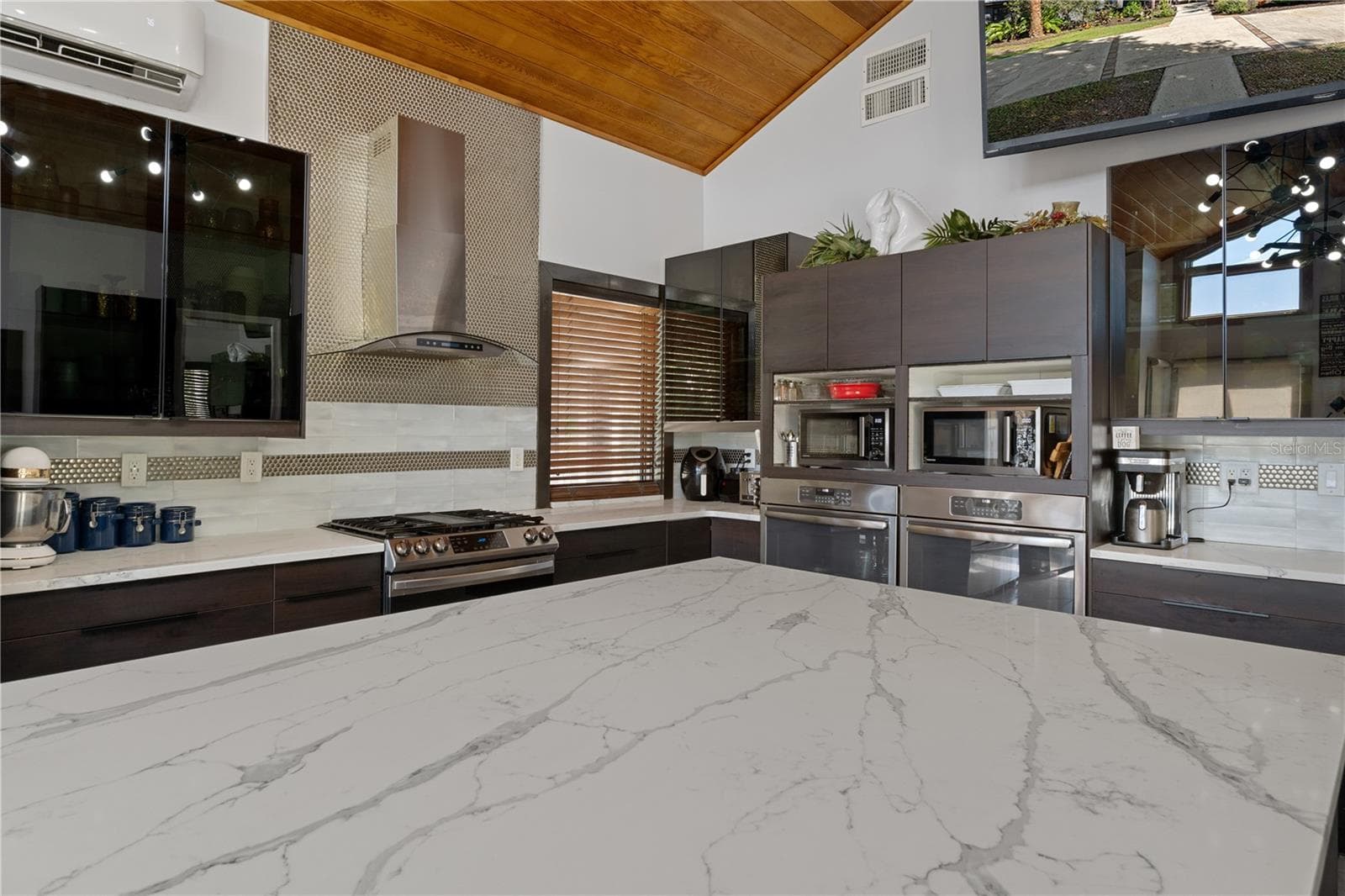 Kitchen - 9498 NW 60TH AVE, OCALA