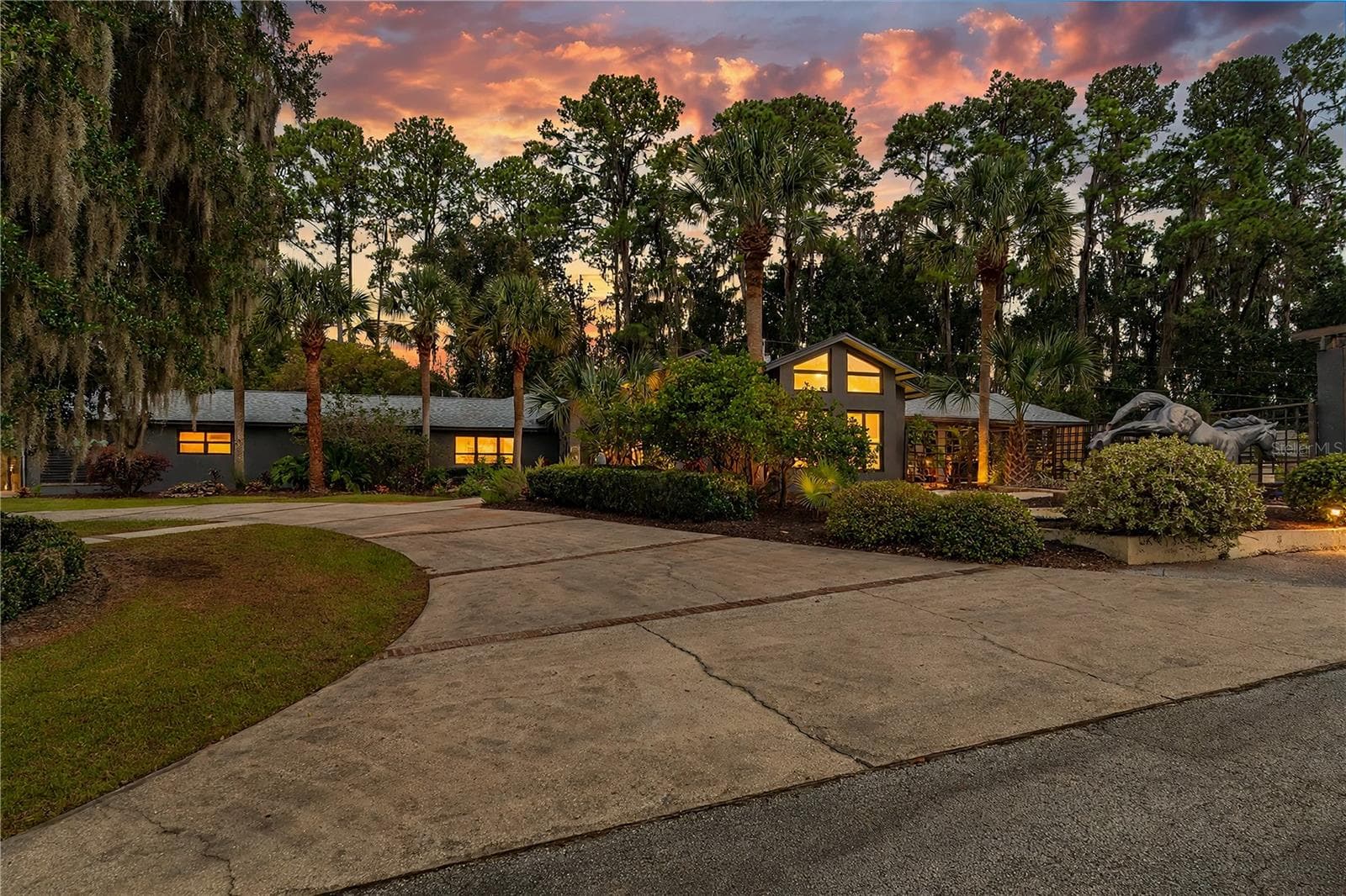 Front - 9498 NW 60TH AVE, OCALA