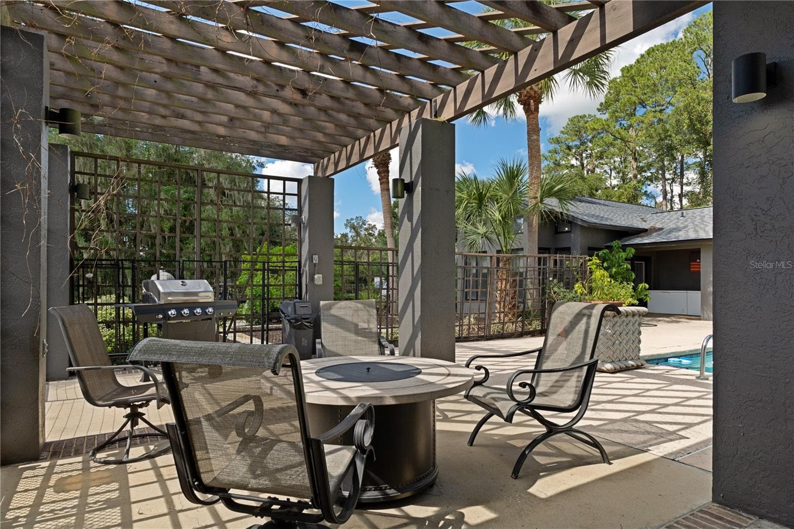 Pool Deck - 9498 NW 60TH AVE, OCALA