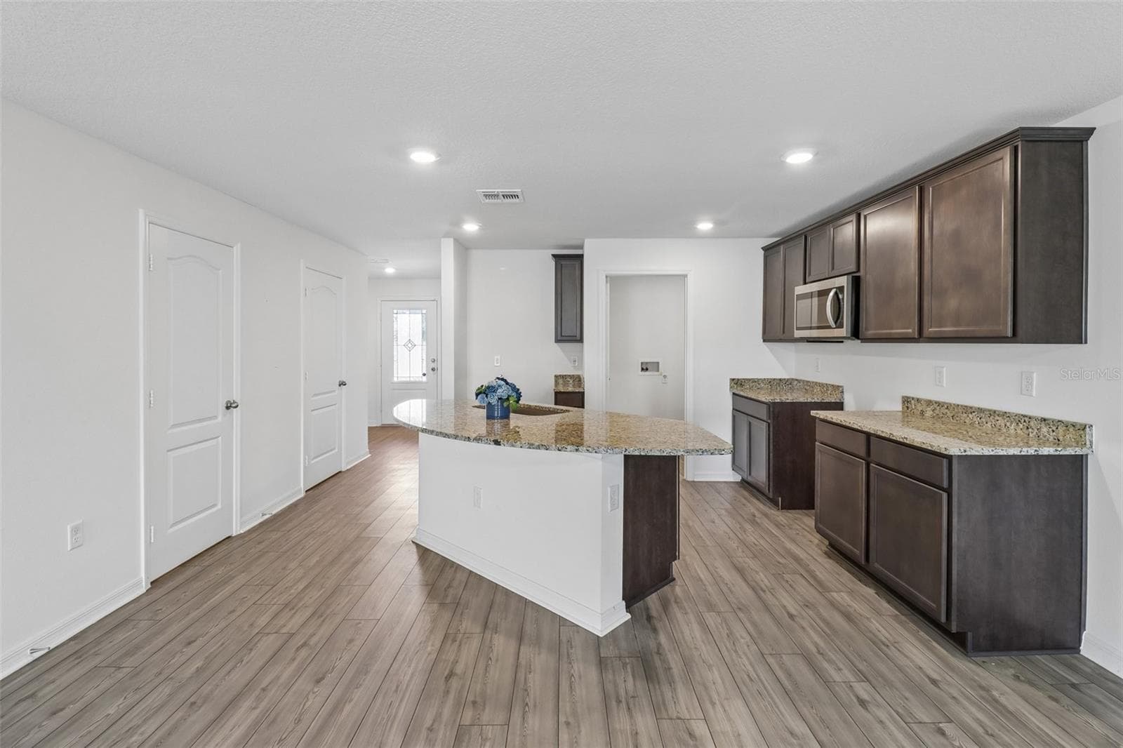 Kitchen - 1730 WYNFORD CIR, TAVARES
