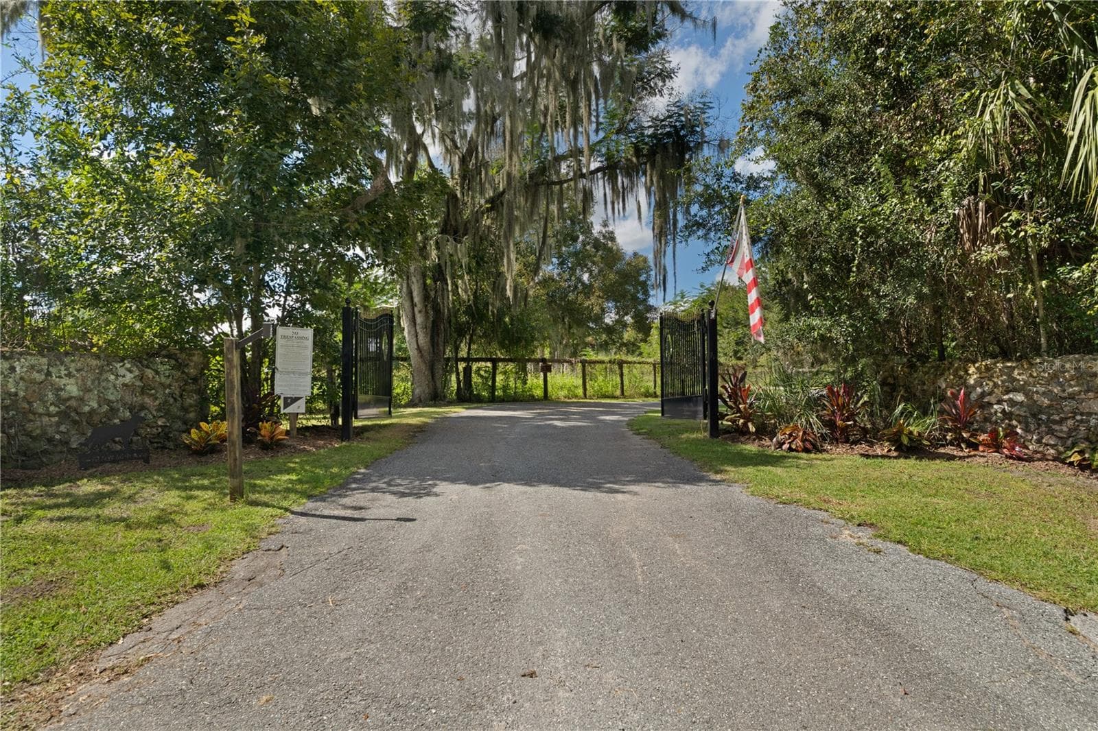 Gate - 9498 NW 60TH AVE, OCALA