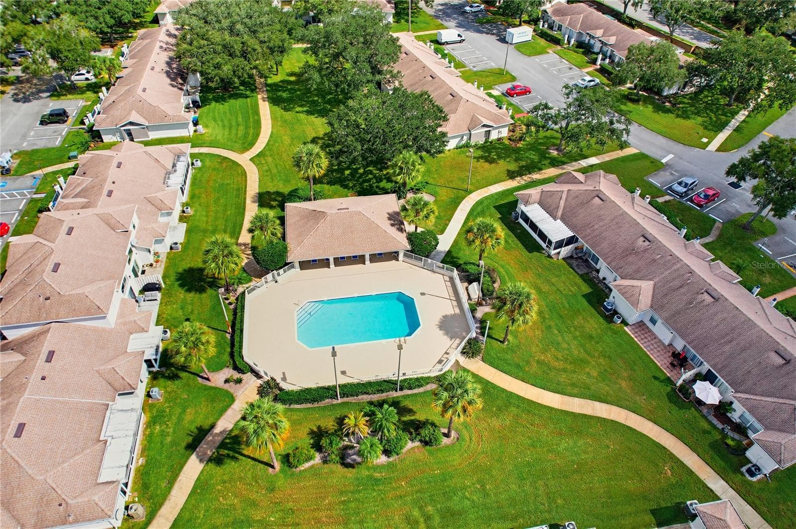 Townhouse at 14584 LAGUNA BEACH CIR, ORLANDO, photo 13 of 99