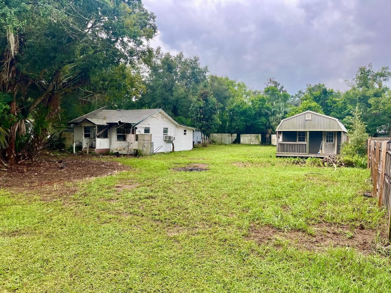 Single Family Residence at 613 W DATE ST, LAKE WALES, photo 2 of 12