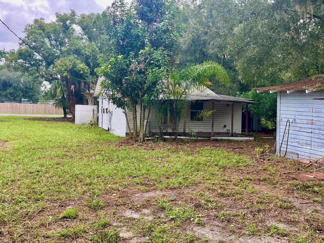 Single Family Residence at 613 W DATE ST, LAKE WALES, photo 4 of 12