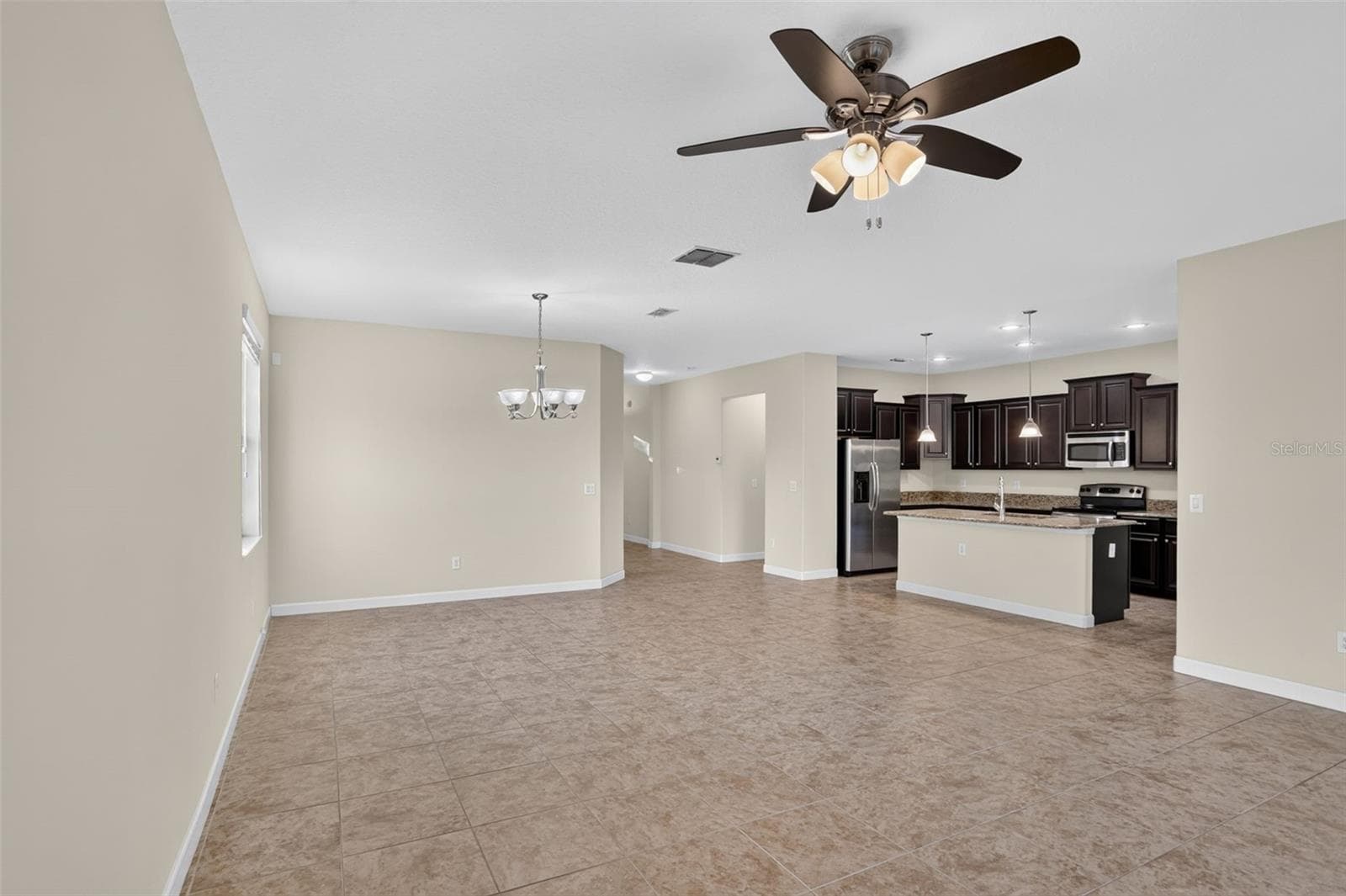 Single Family Residence at 1399 DOLPHIN HEAD ST, DAVENPORT, photo 8 of 46