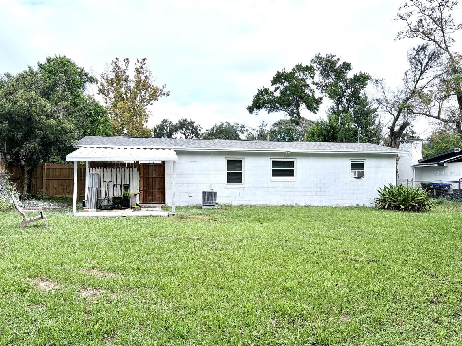 Single Family Residence at 3118 SUTTON DR, ORLANDO, photo 4 of 35
