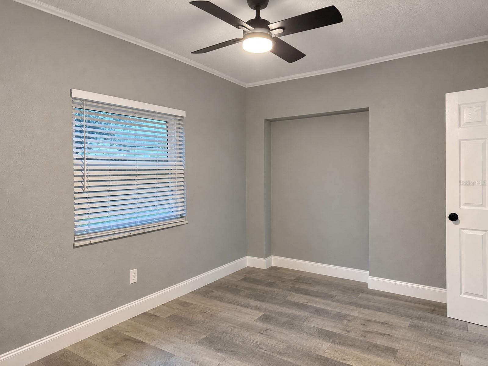 Single Family Residence at 7400 LOCUST ST NE, ST PETERSBURG, photo 17 of 29