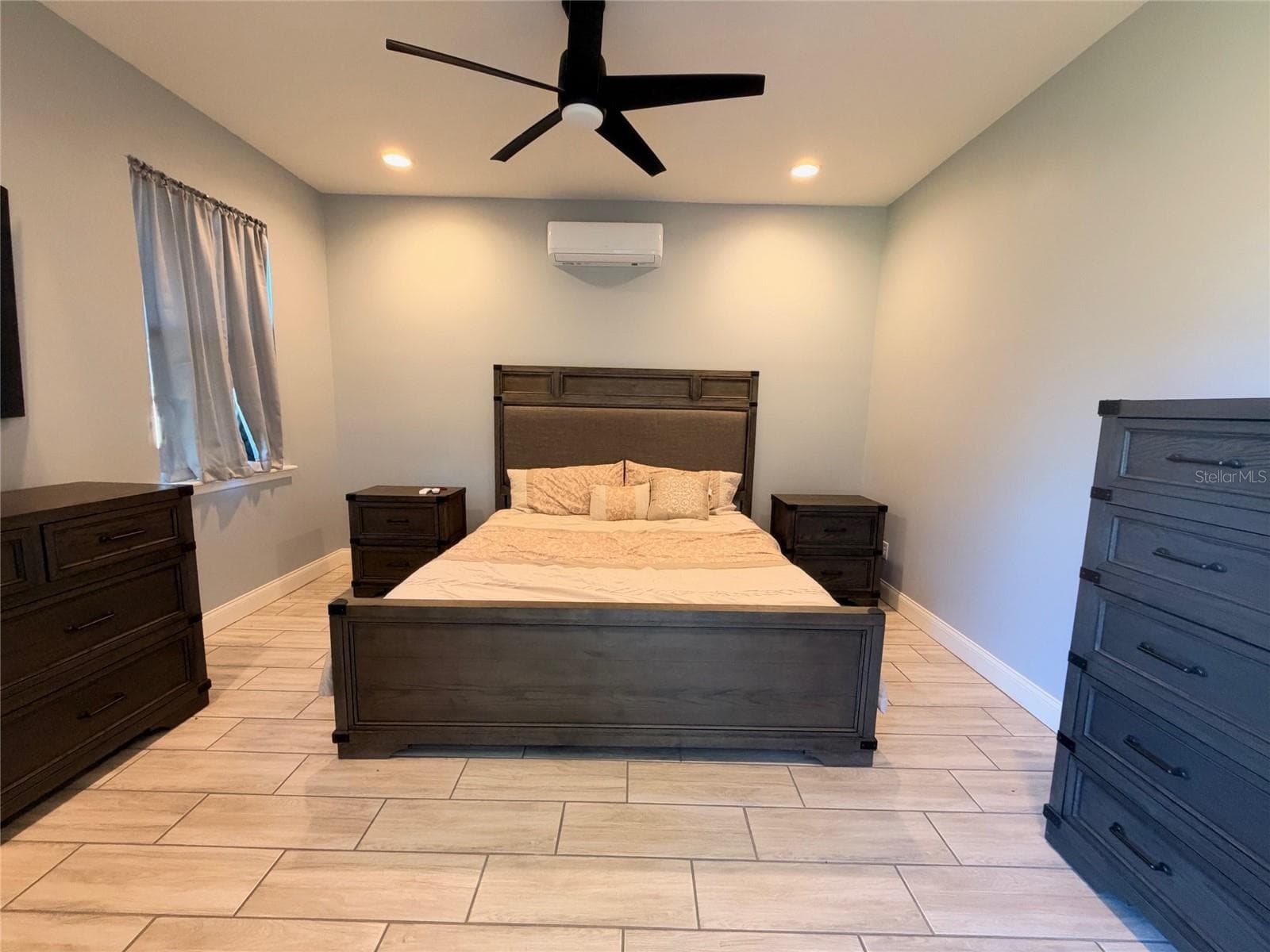 Bonus Room Located in Patio - 915 HART LAKE CT, WINTER HAVEN