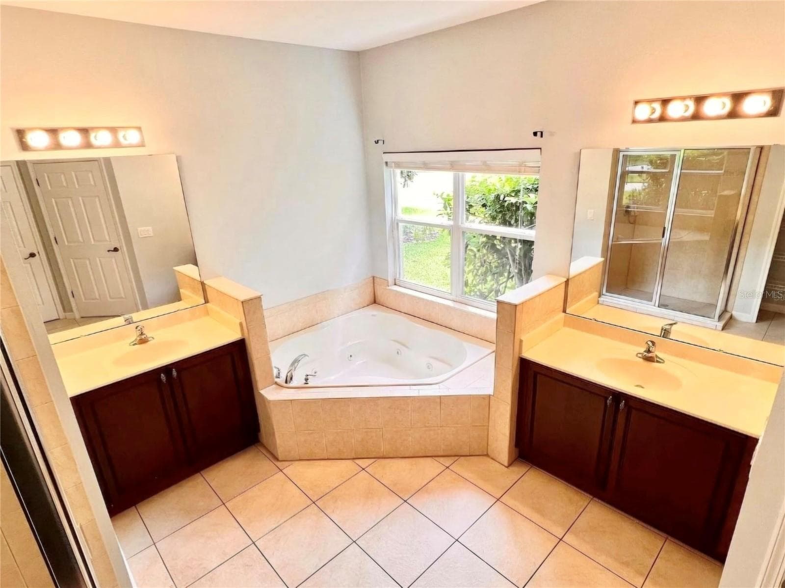 Single Family Residence at 10319 WILLOW RIDGE LOOP, ORLANDO, photo 13 of 25