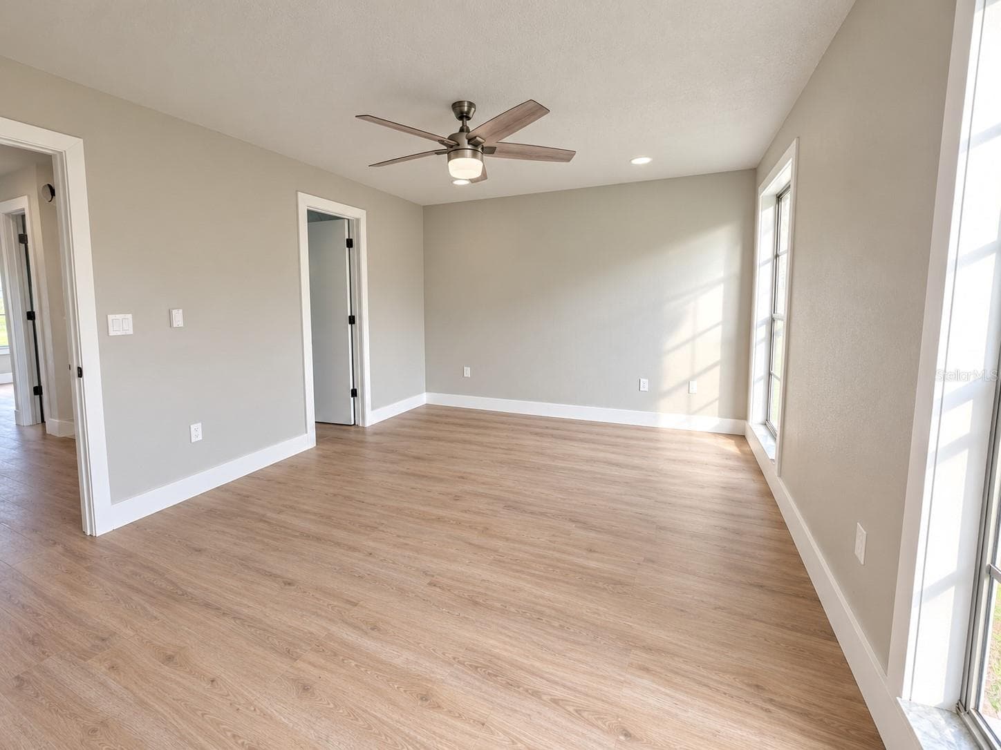 Single Family Residence at 7234 JENNER AVE, NEW PORT RICHEY, photo 8 of 16