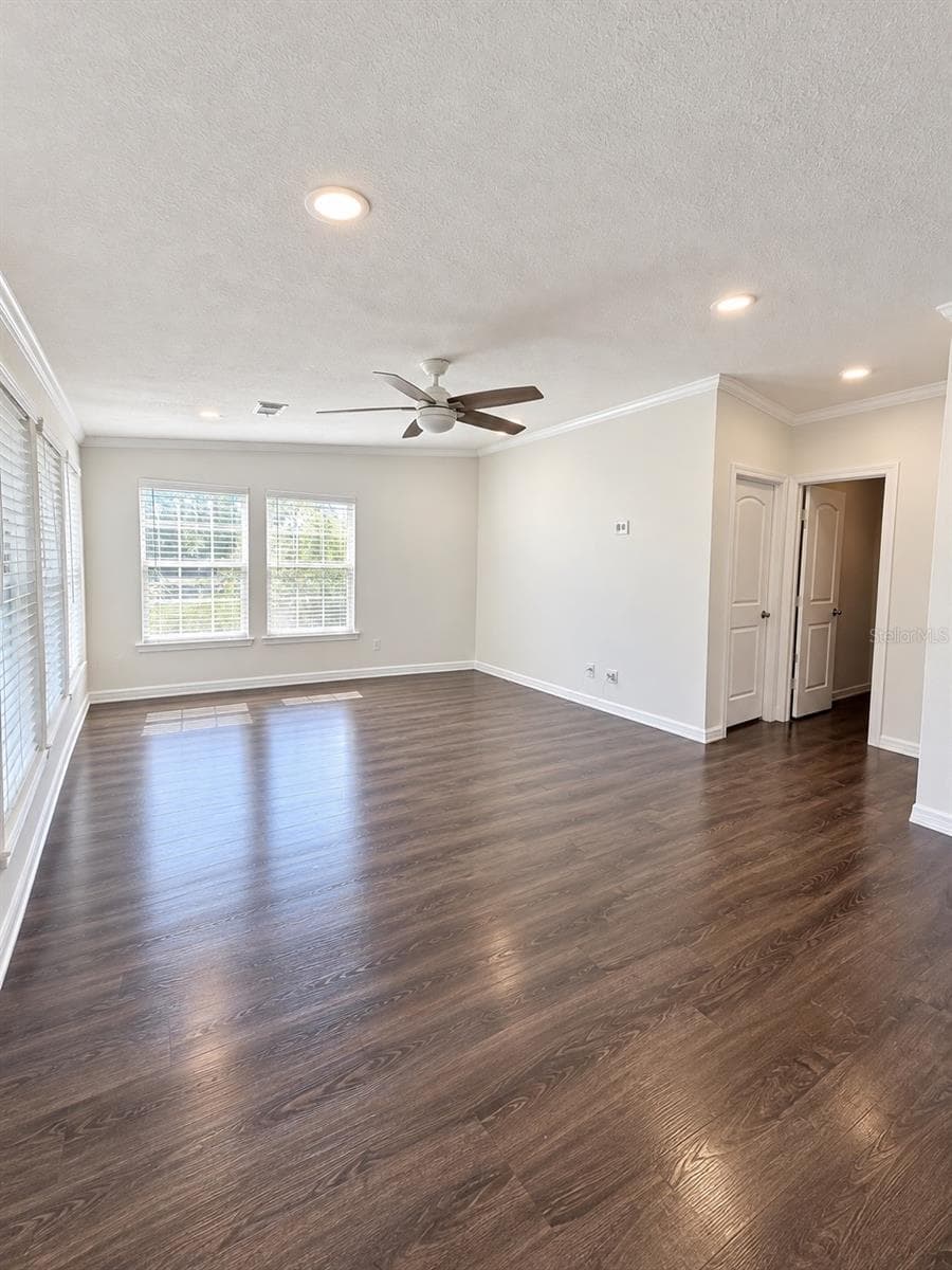 Manufactured Home at 1424 SE PLUM DR, ARCADIA, photo 6 of 22