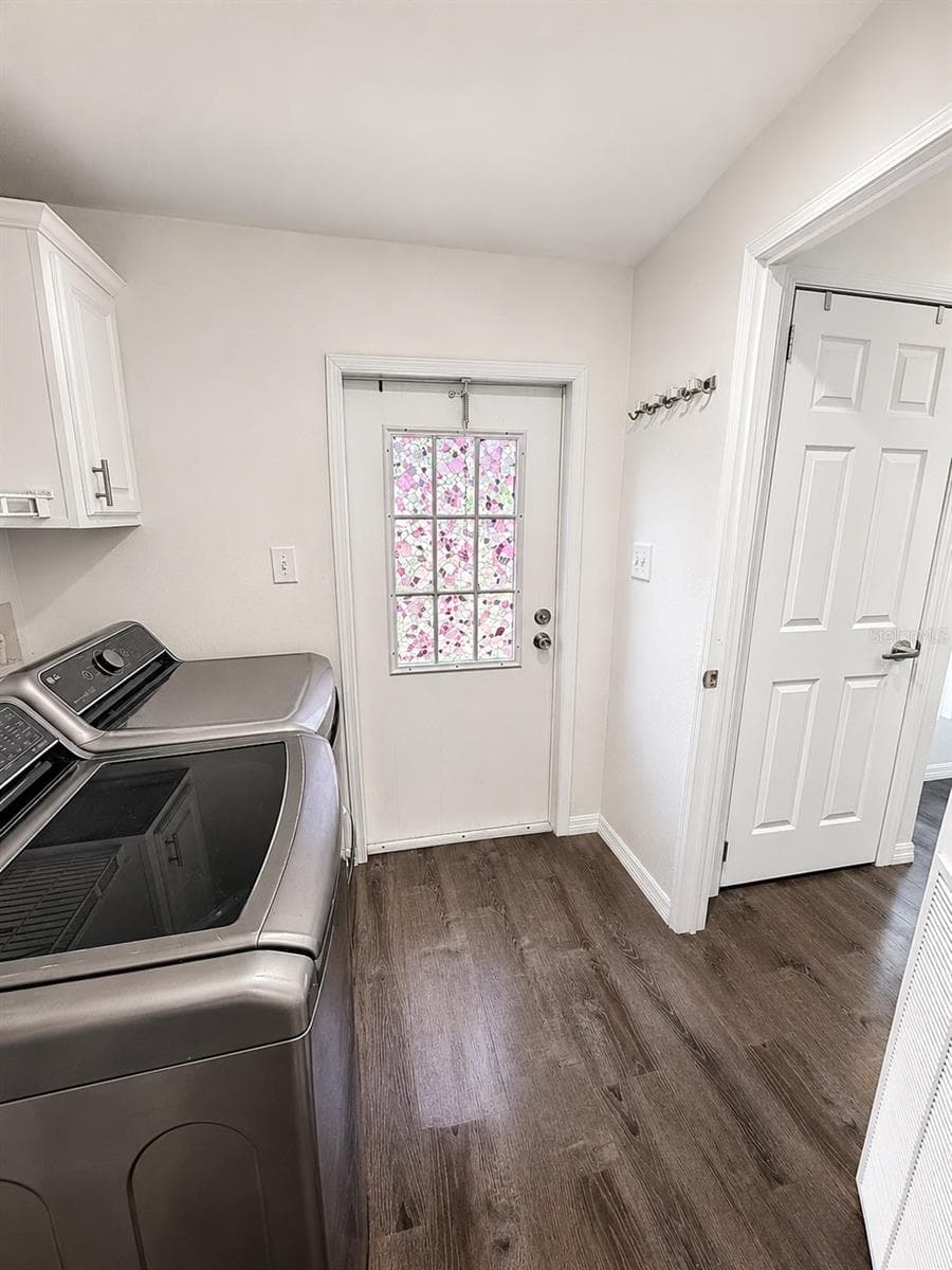 Manufactured Home at 1424 SE PLUM DR, ARCADIA, photo 9 of 22