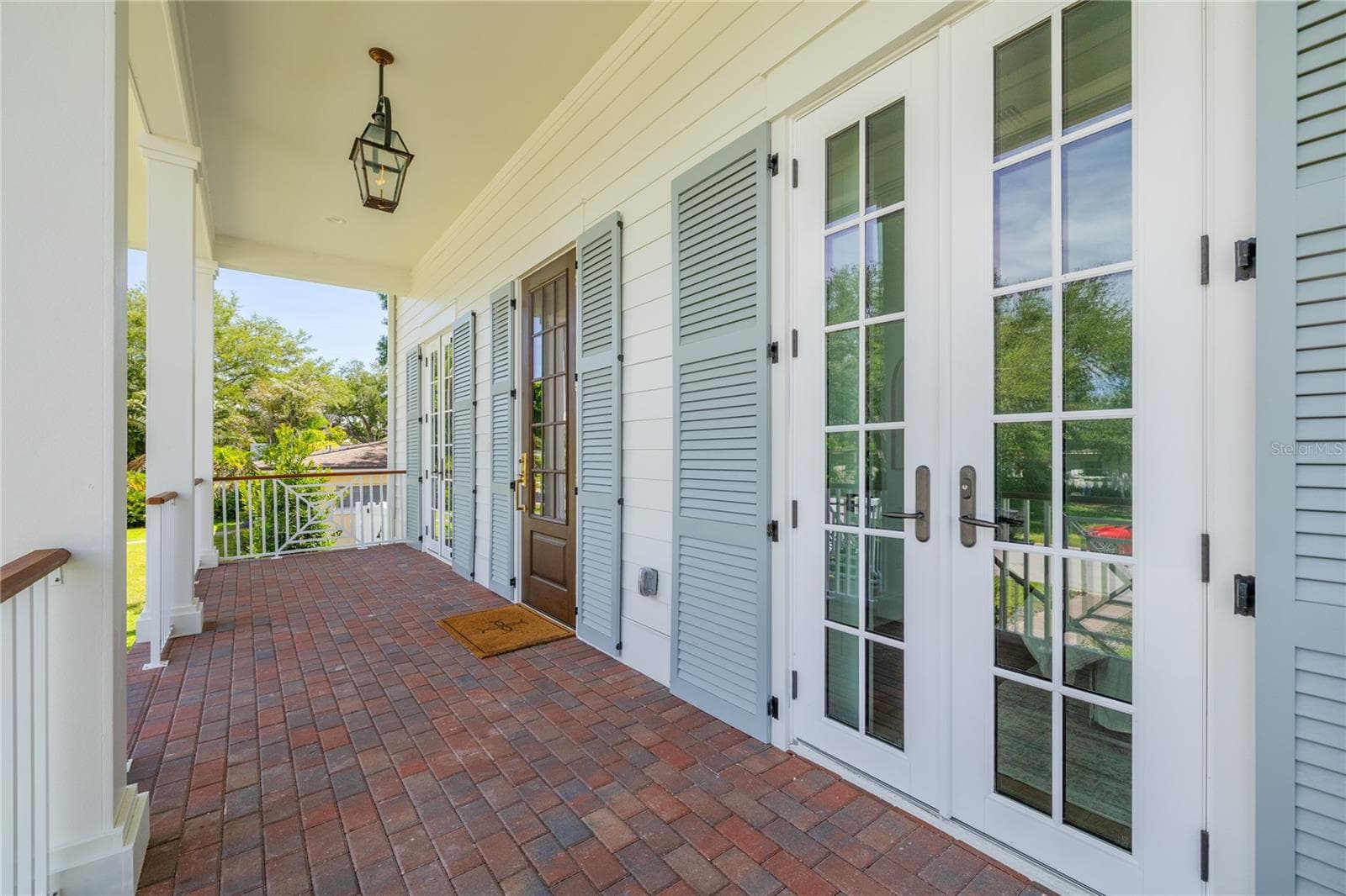 Single Family Residence at 808 39TH AVE NE, ST PETERSBURG, photo 2 of 47