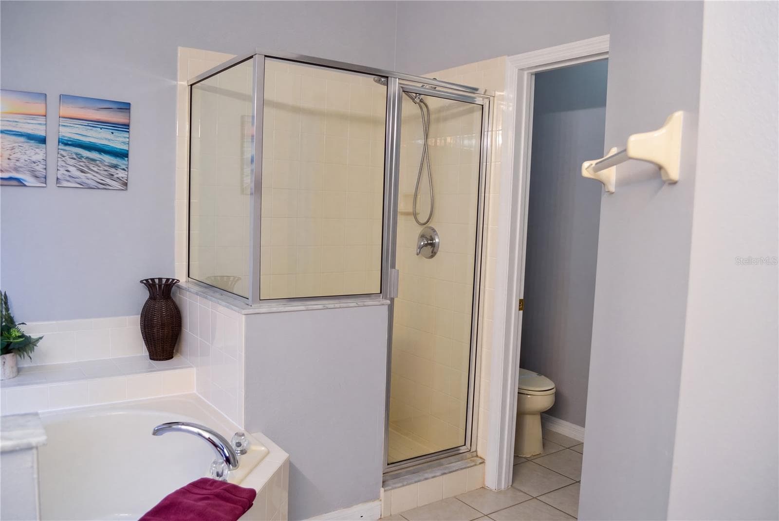 Walk-in Shower - Private Toilet - 958 SOLANA CIR, DAVENPORT