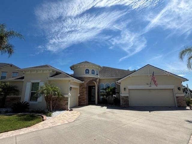 1904 MENDOCINO LN